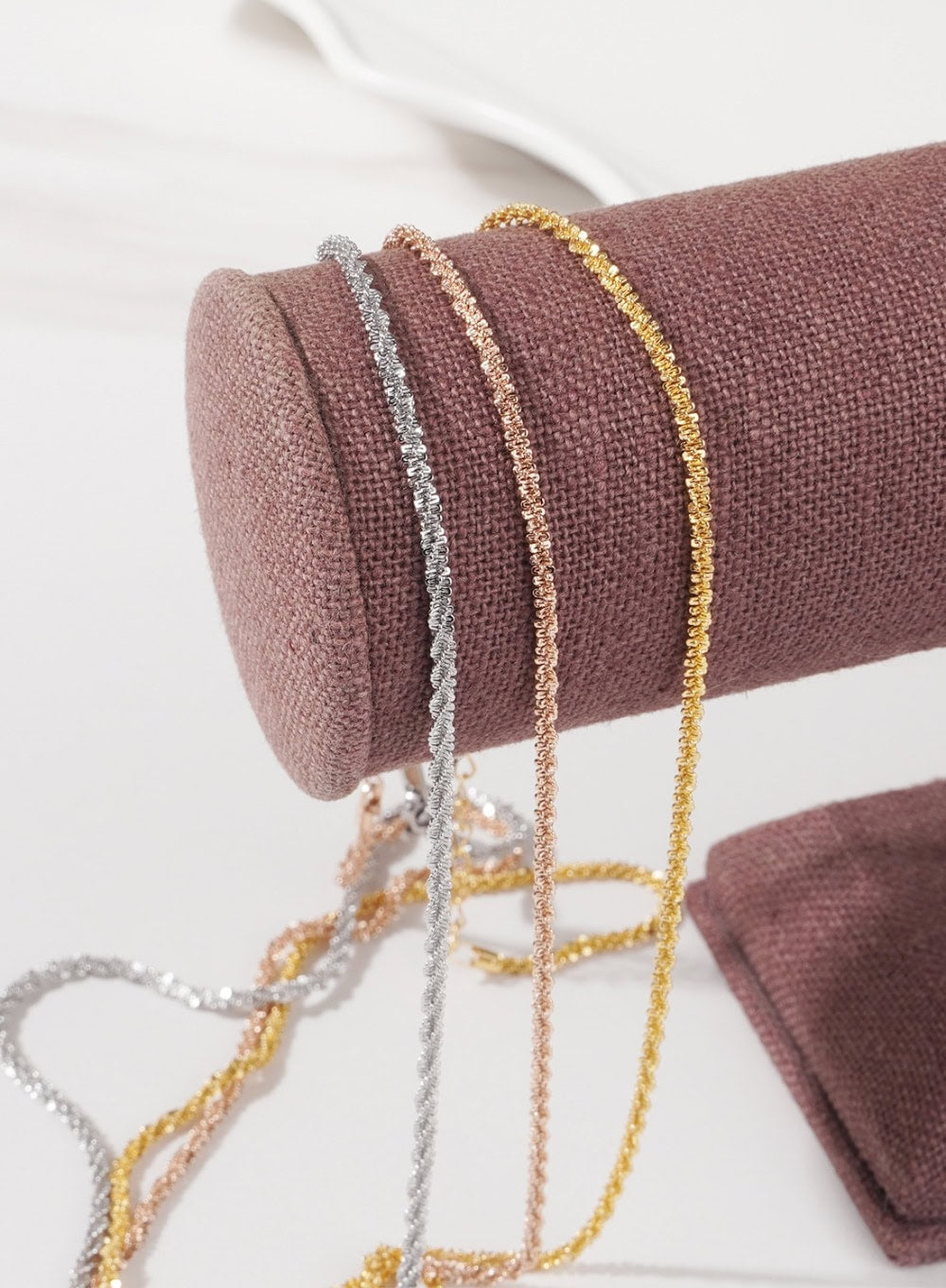 Twisted Chain Necklace IL405