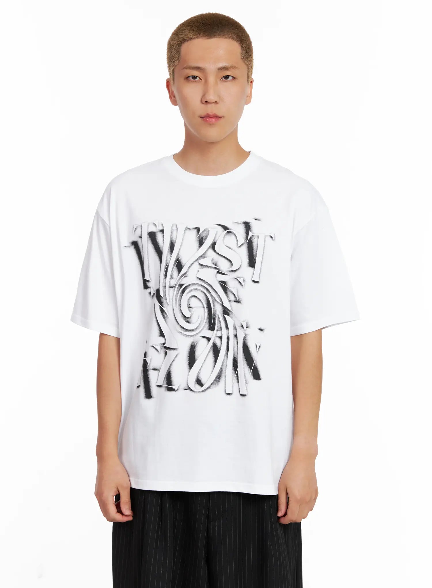 Men's Twist Graphic Tee IL521