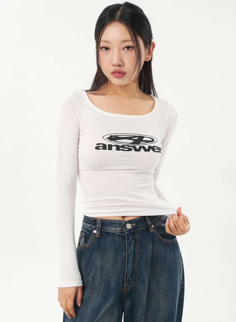 Scoop Neck Graphic Top CA325