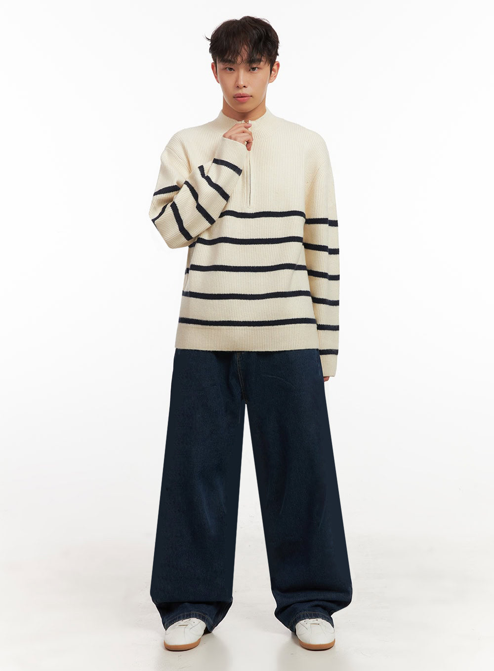 Men's Wide-Fit Solid Denim Jeans ID431