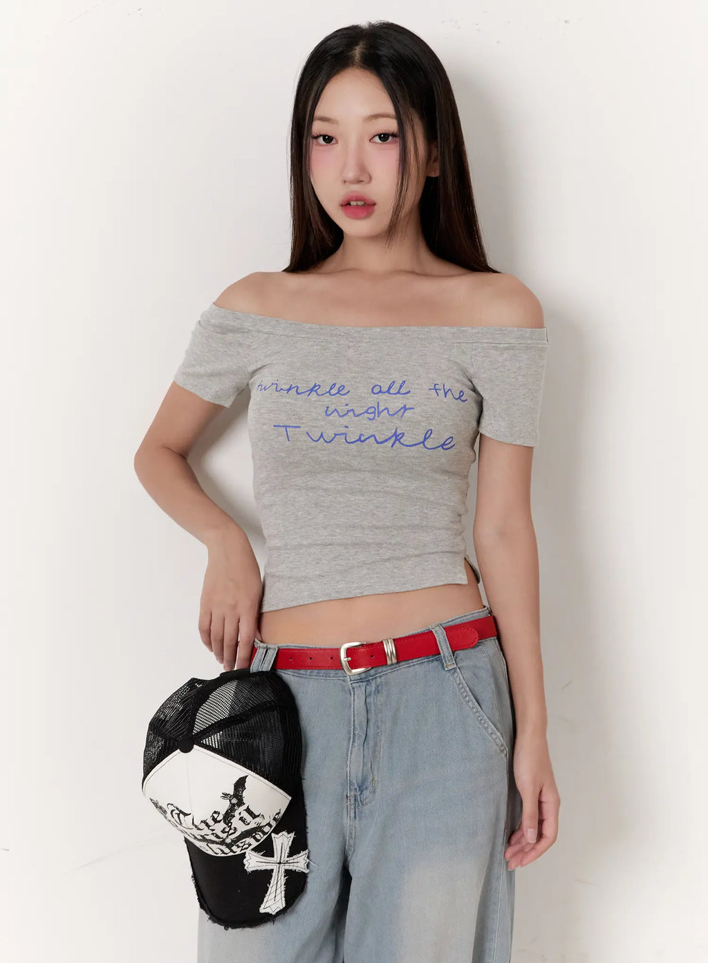 Off-Shoulder Graphic Top CL531