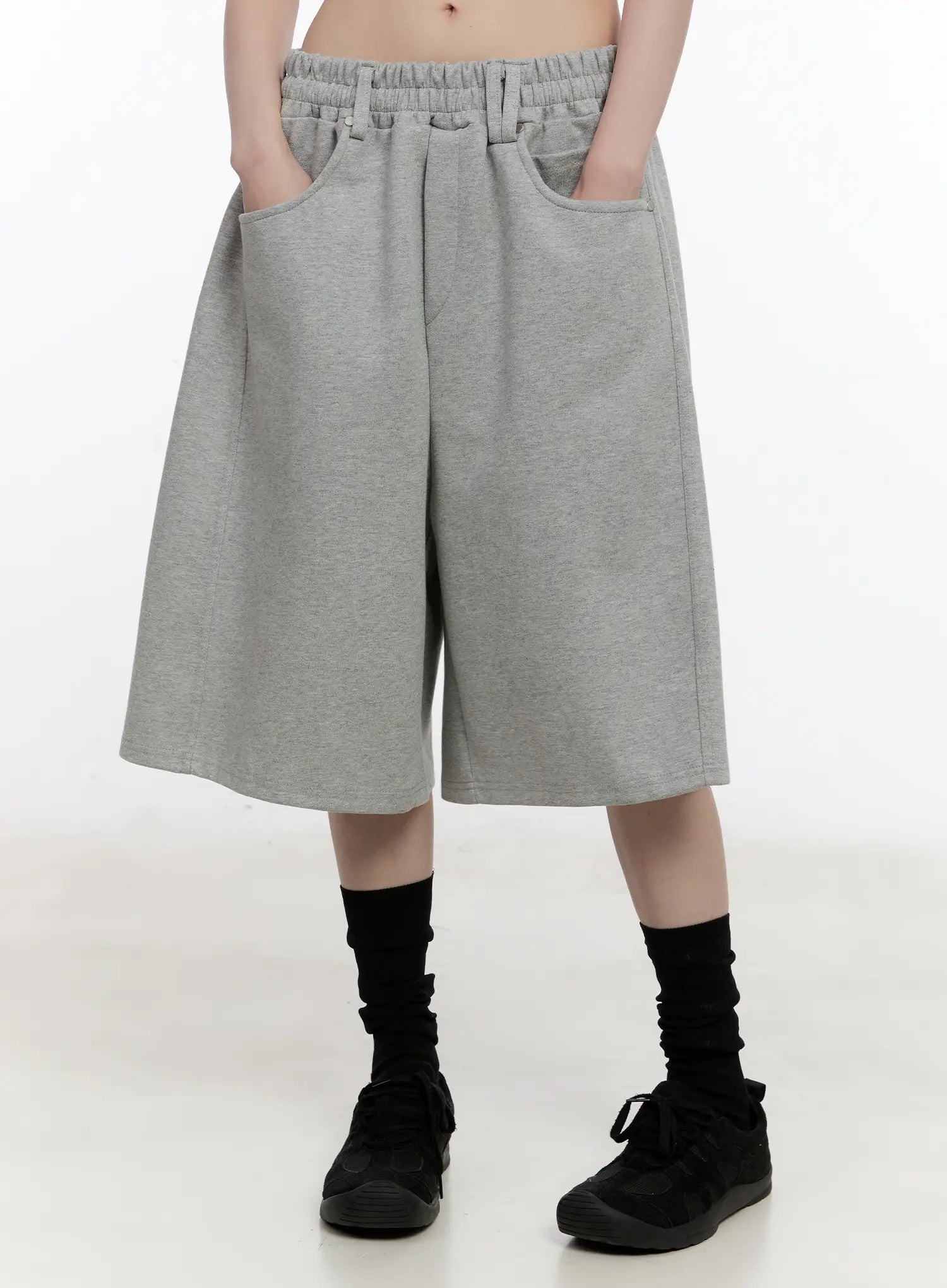 Comfy Belted Jogger Sweatshorts CL507