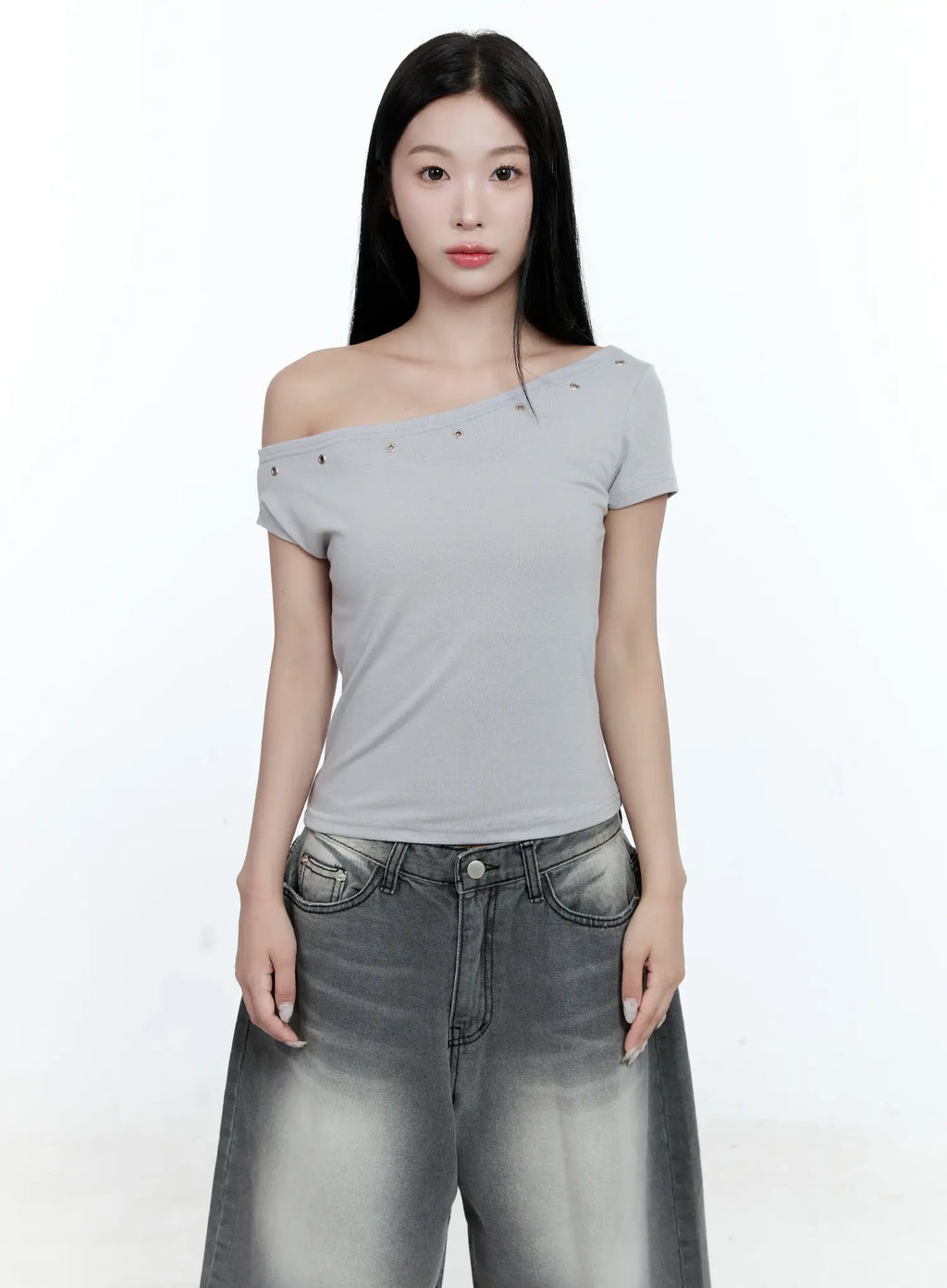 Asymmetric Studded Top CG511