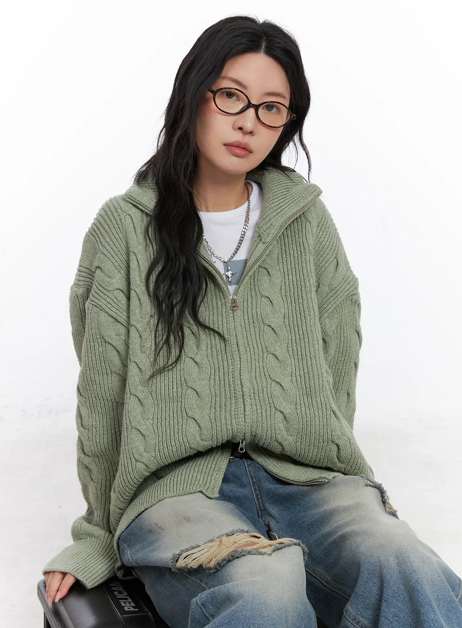 Oversized Cable Knit Zip-Up Sweater CO508