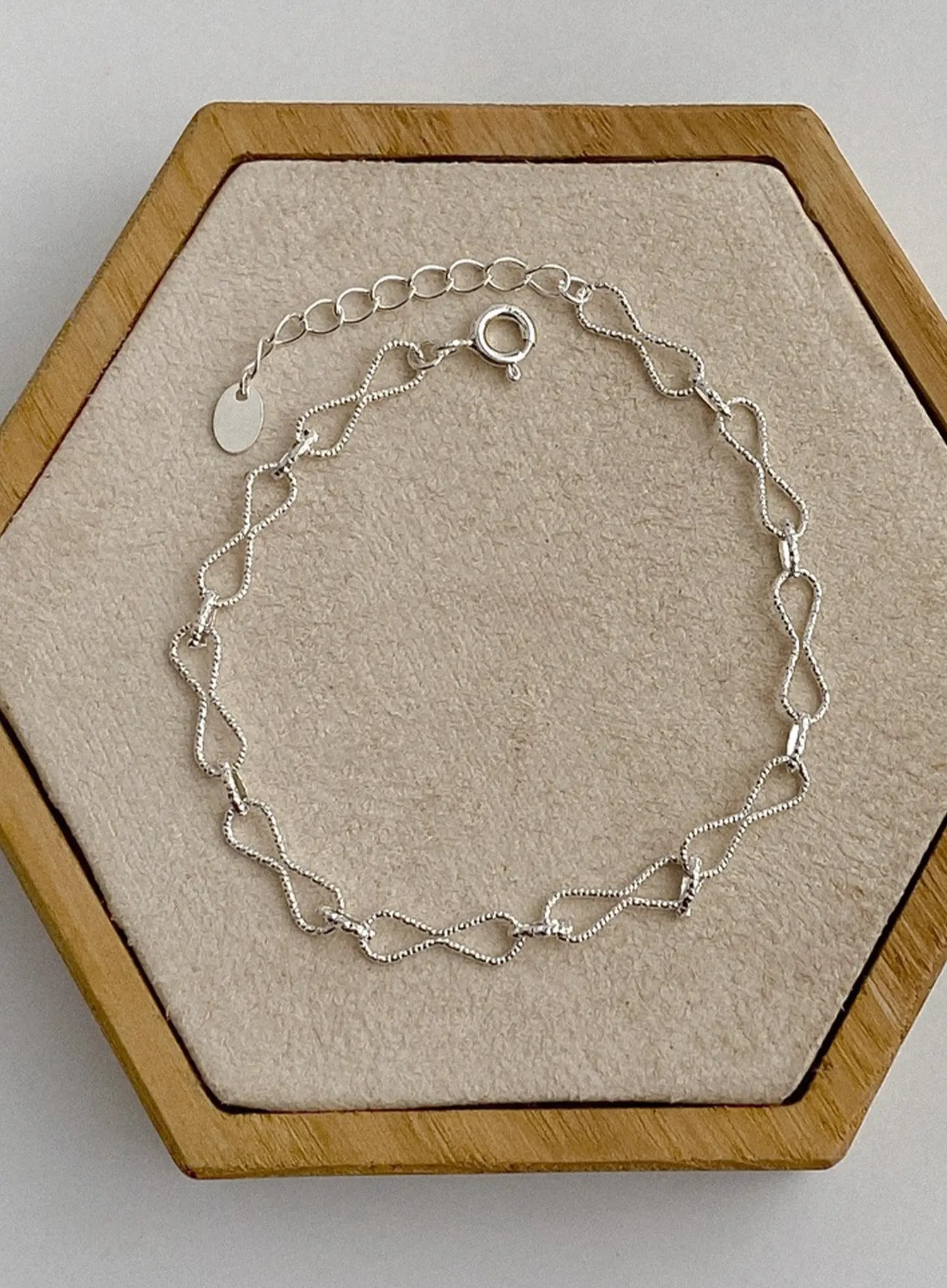 McCullers Infinity Link Bracelet IU506