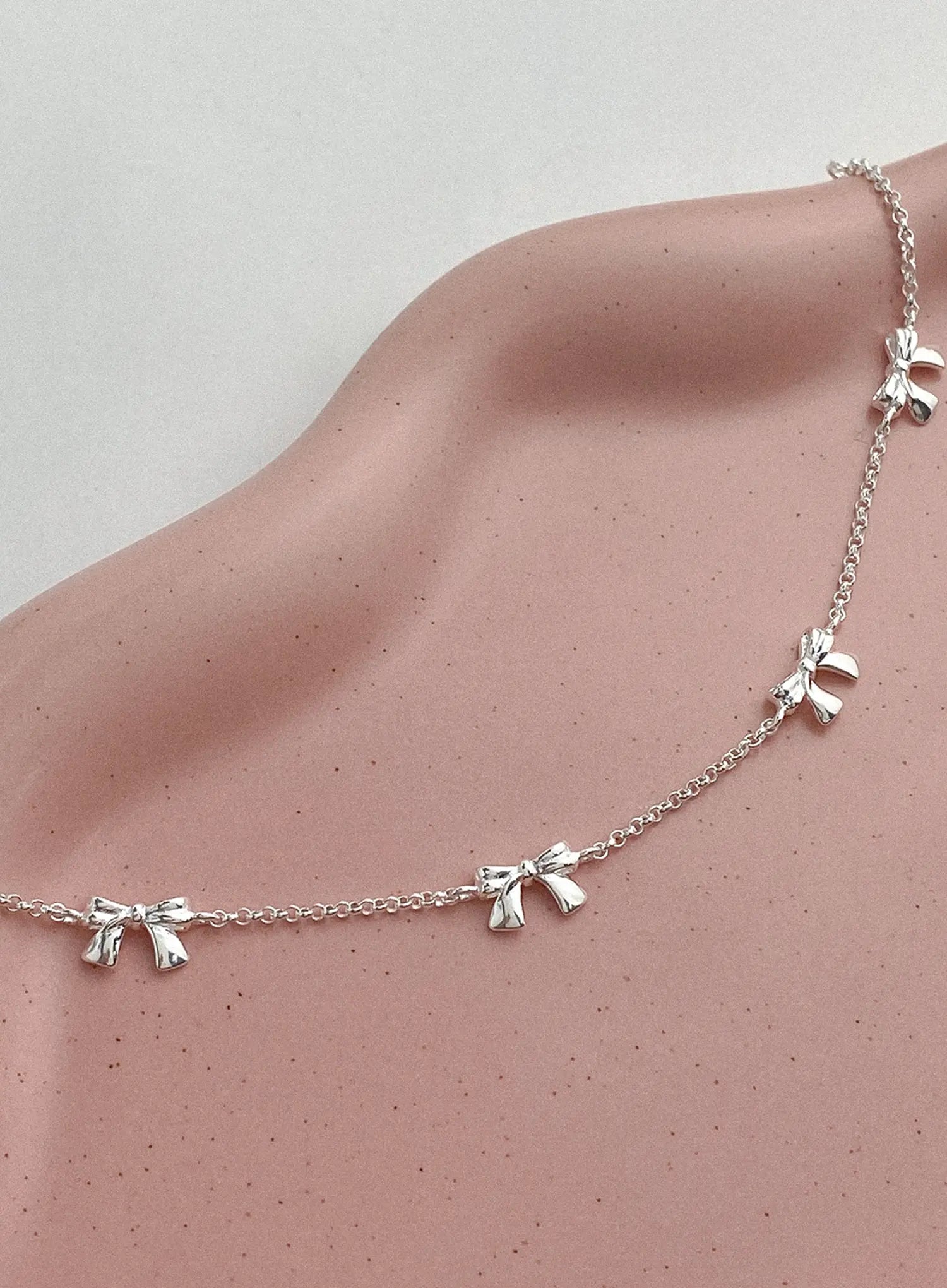 Plath Ribbon Chain Bracelet IU506