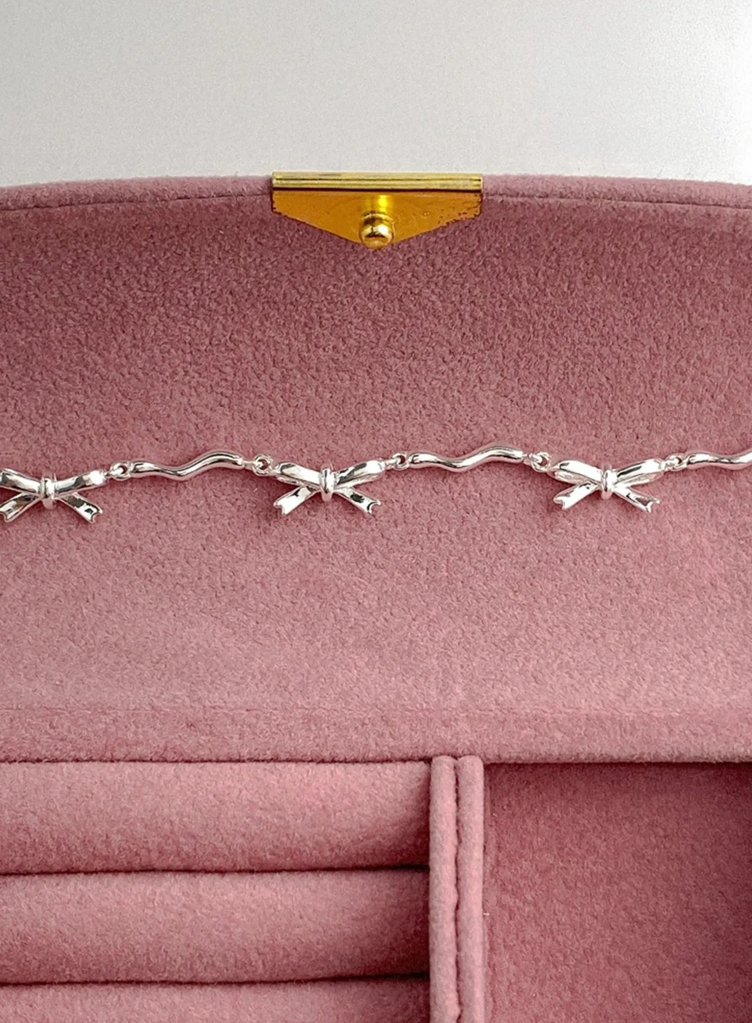 Rhys Ribbon Stick Chain Bracelet IU506