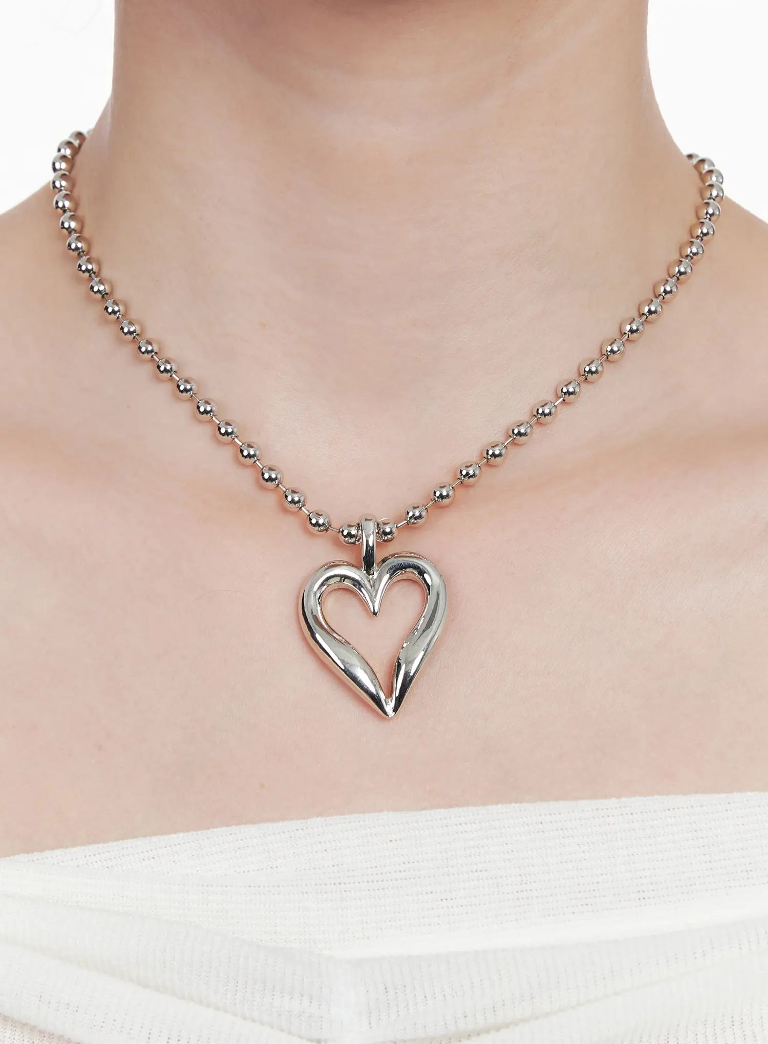Bold Heart Necklace CL524