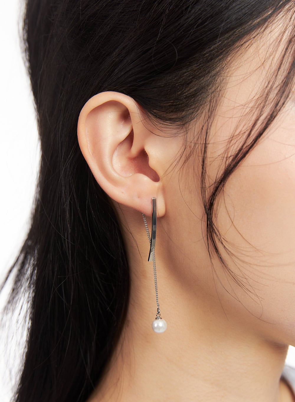 Faux-Pearl Long Earrings CA516