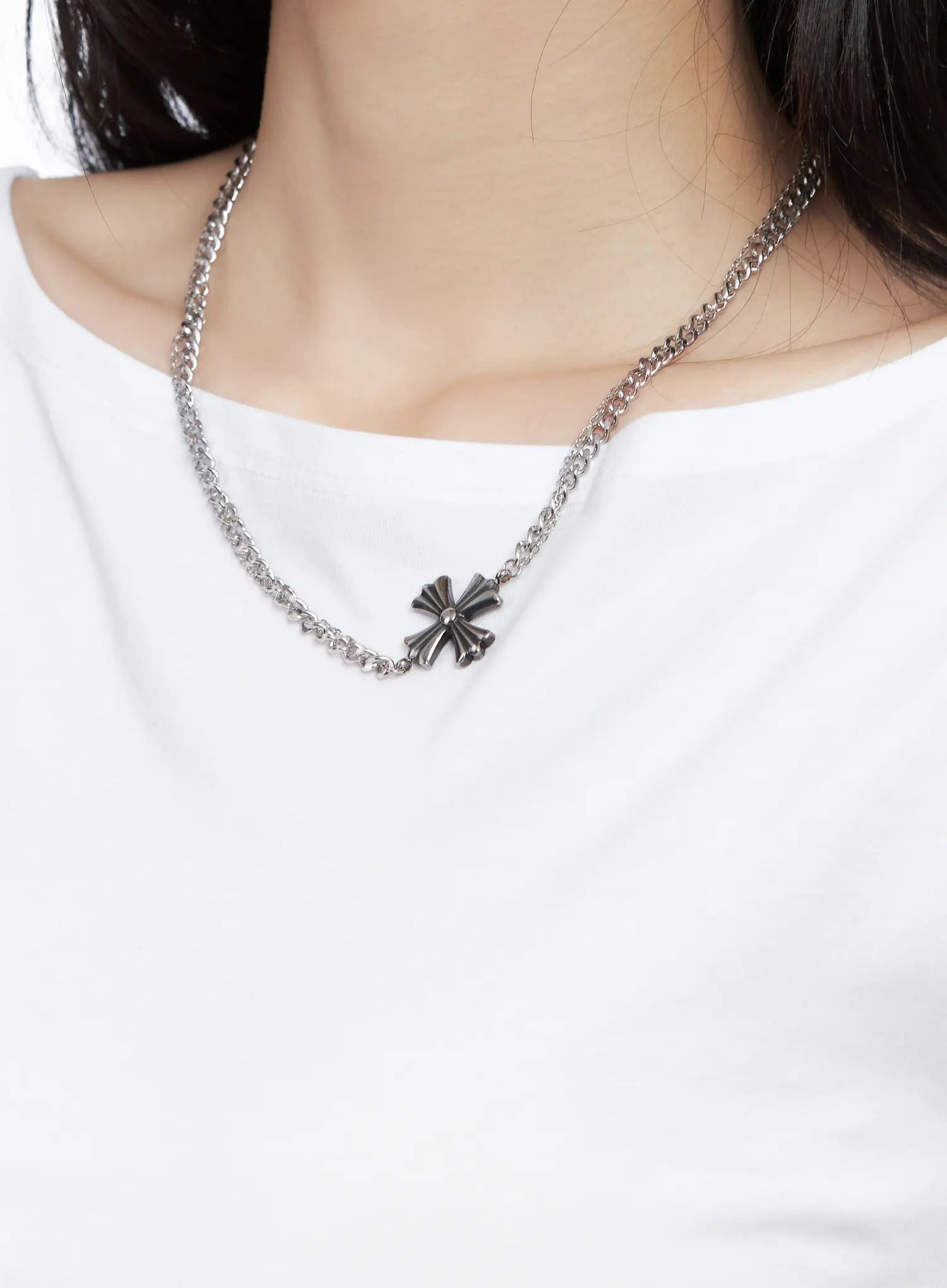 Layered Chain Pendant Necklace CL501