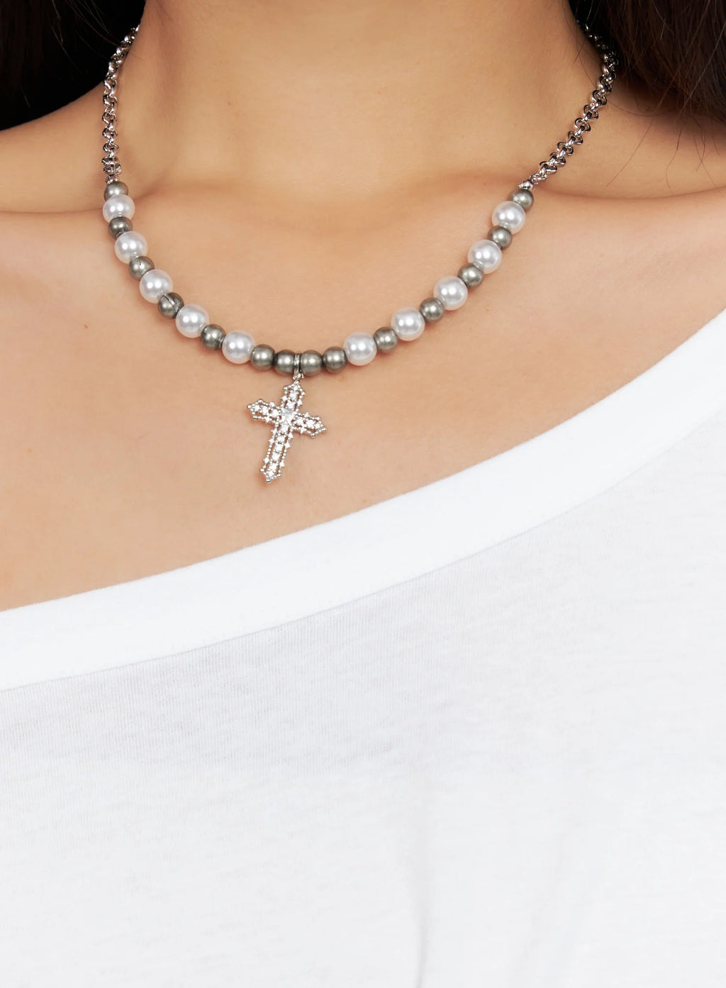 Elegant Beaded Pendant Necklace CO514