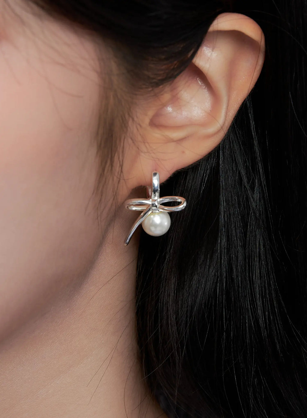 Ribbon and Faux Pearl Earrings CS523