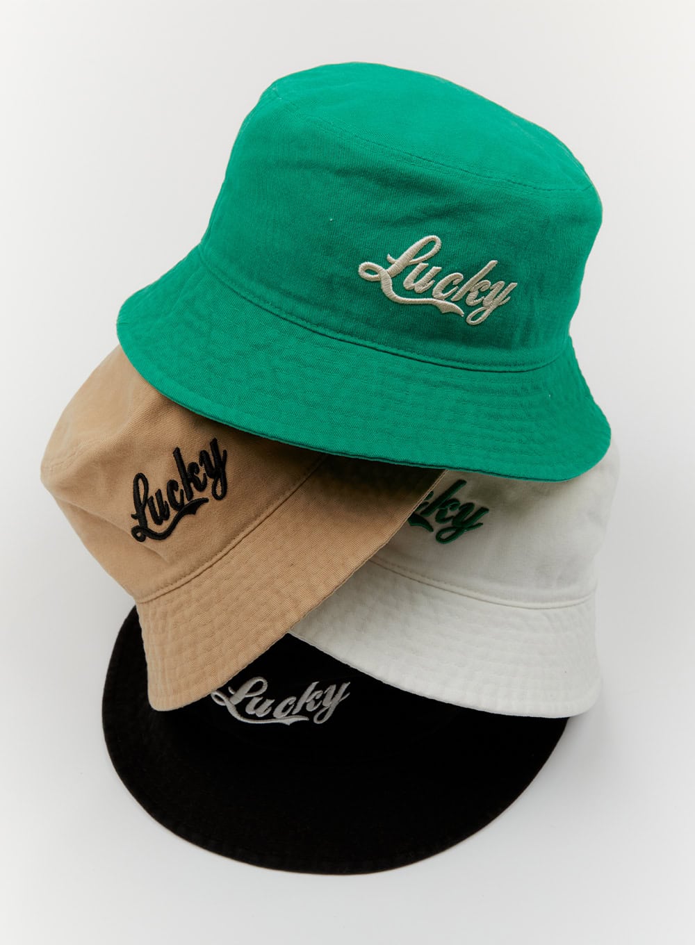 Lucky Lettering Bucket Hat (UNISEX) IU419