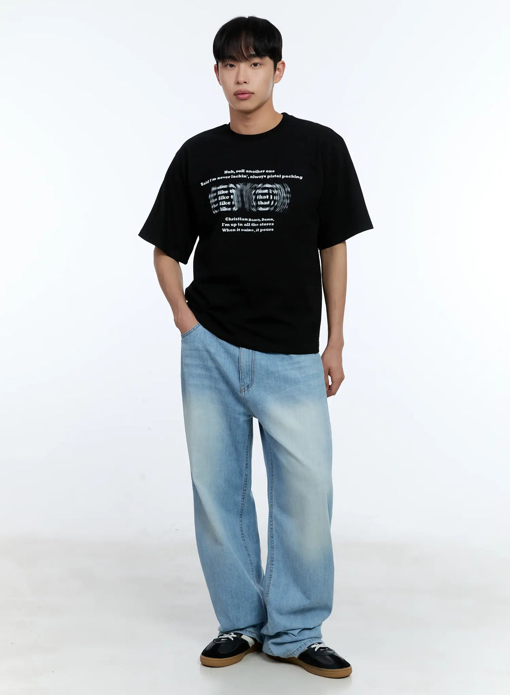 Men's Blurred Graphic Tee IL517