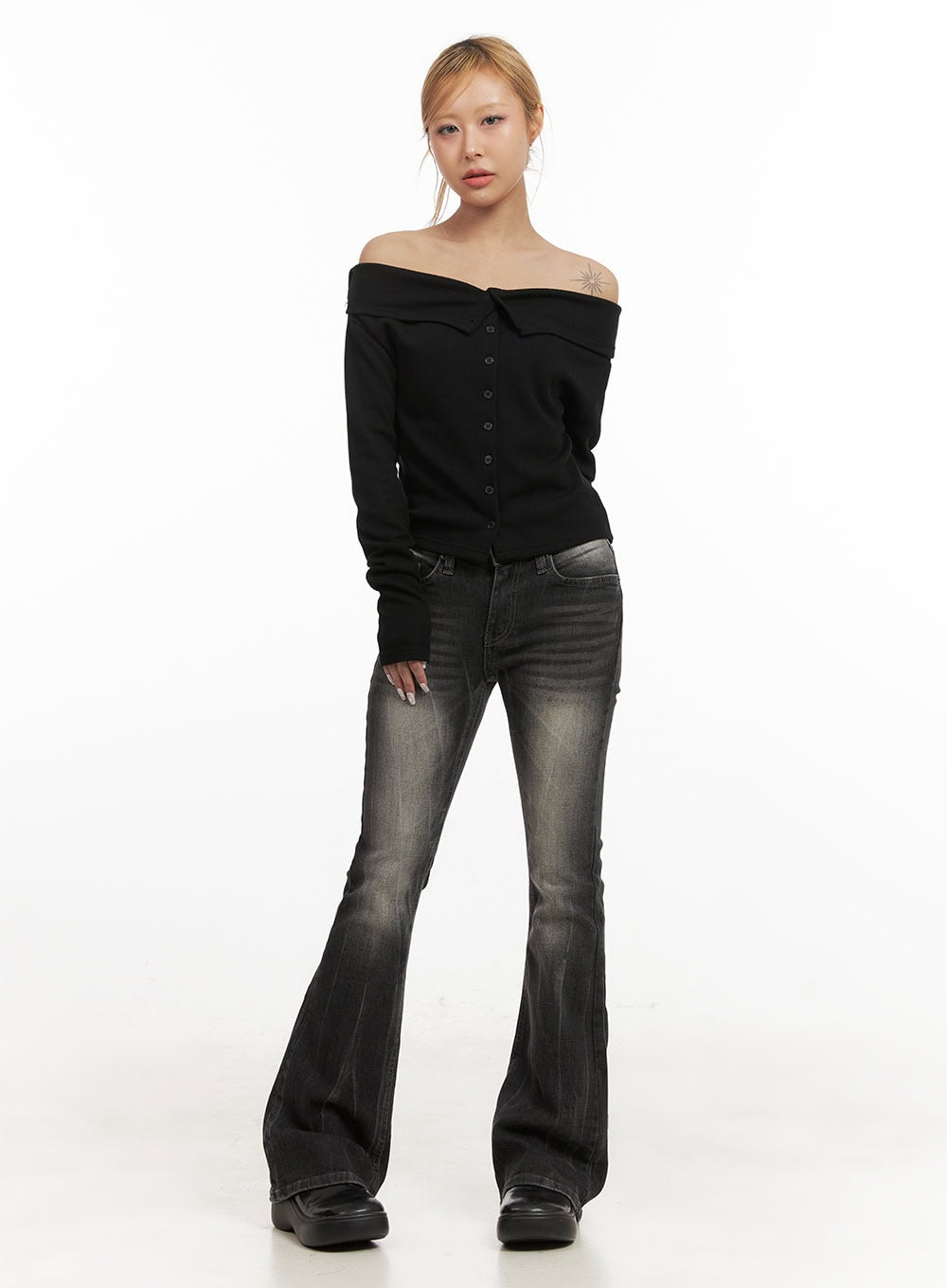 Georgina Low-Rise Flared Jeans CJ507
