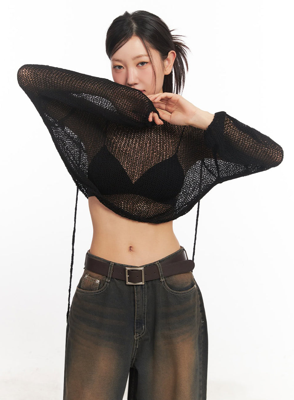 Mesh Back-Strap Knit Crop Top IA521