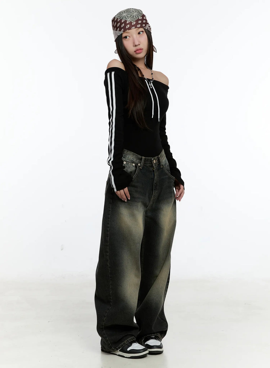 Emerie Washed Wide-Leg Baggy Jeans CS518