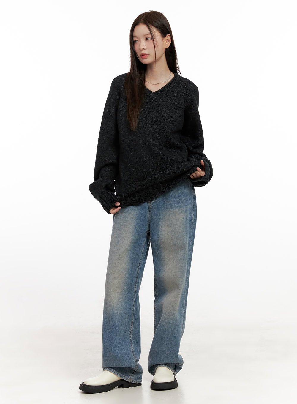 Oversized V-Neck Sweater ON422