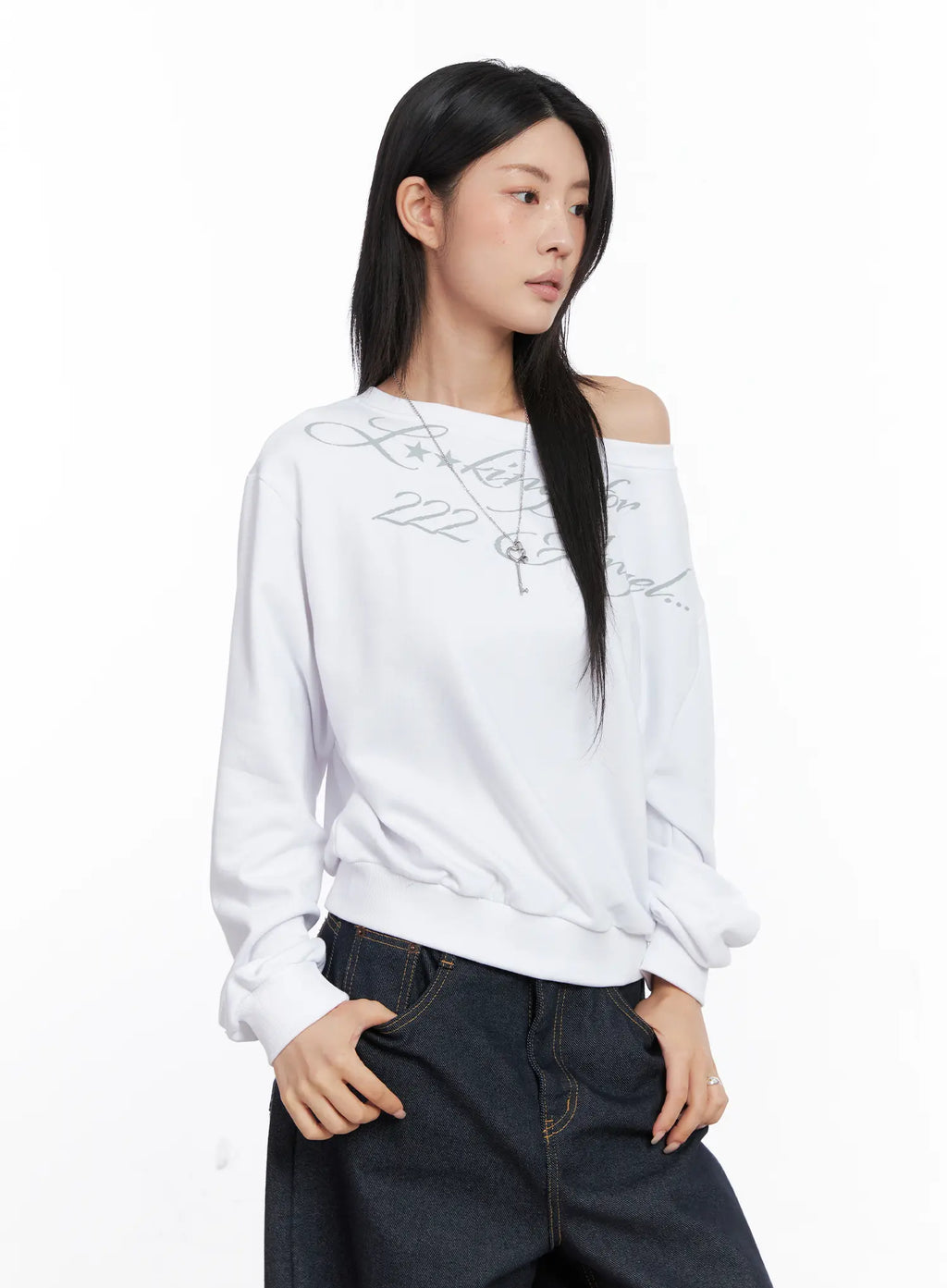 Text Print Off-Shoulder Sweatshirt CO508