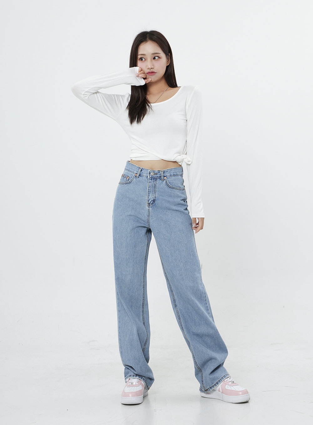 Basic Round Neck Long Sleeve T-Shirt BO07