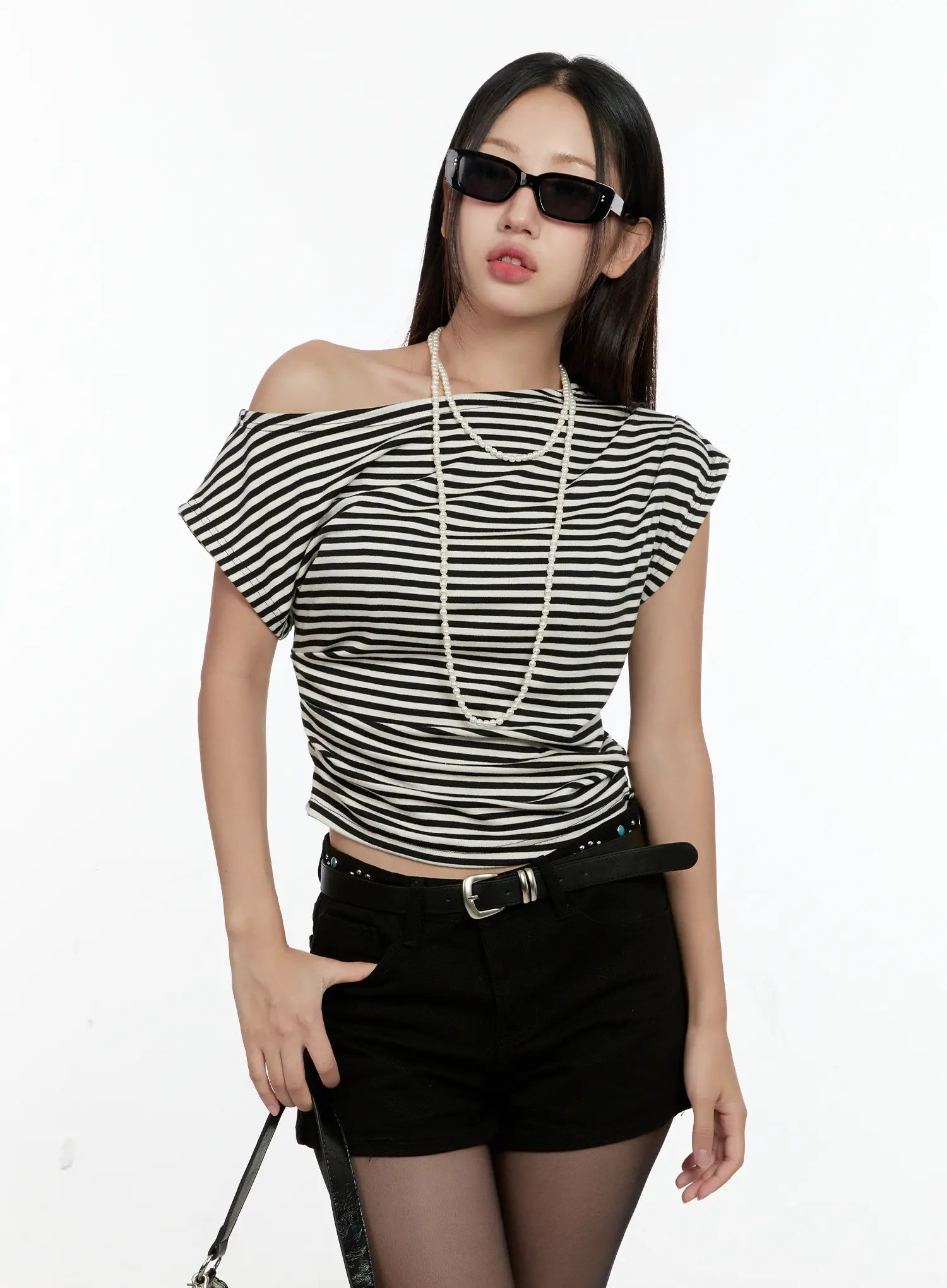 Striped Asymmetric Off-Shoulder Tee CG501