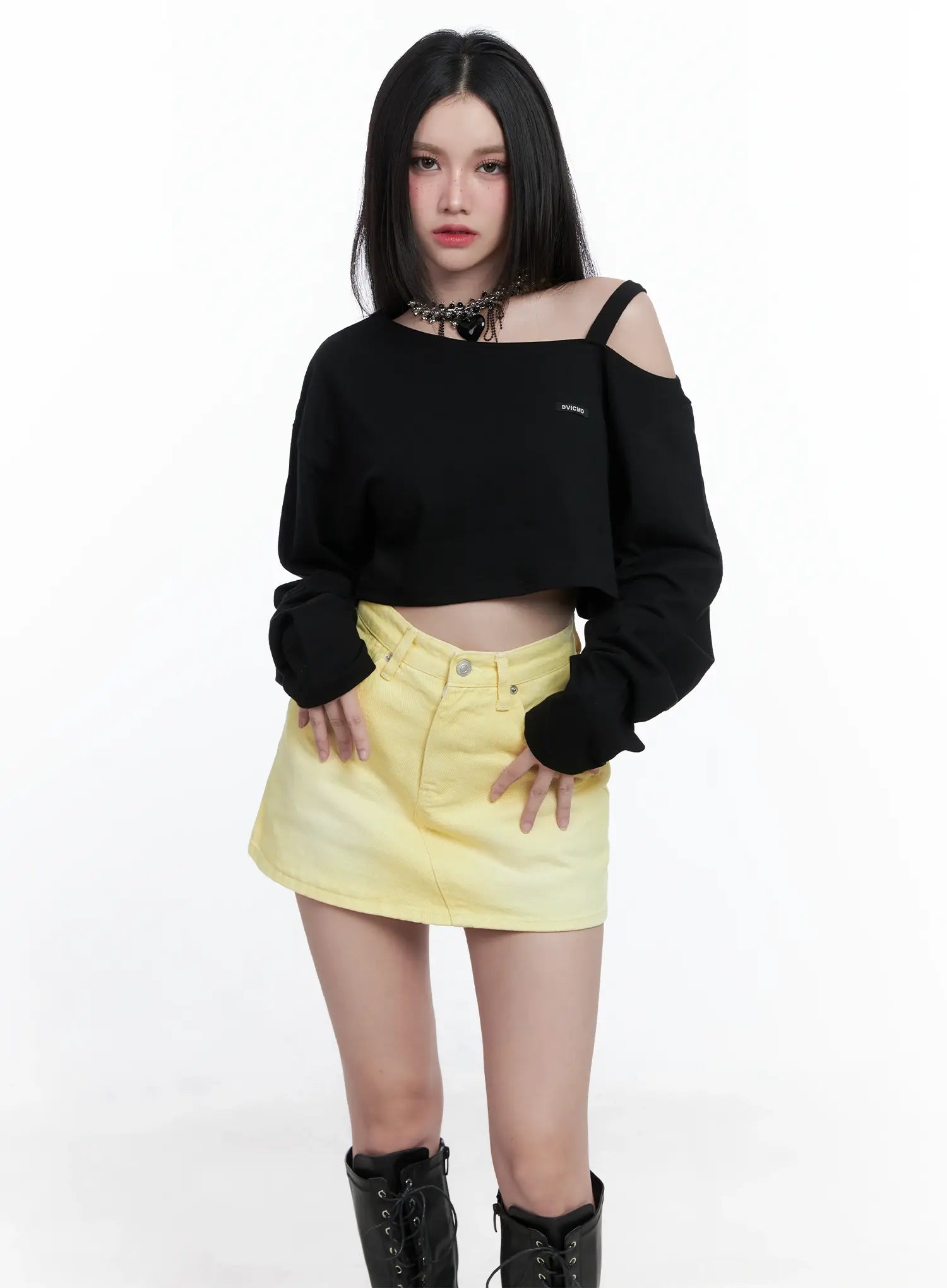 Asymmetrical Off-Shoulder Crop Top CS525