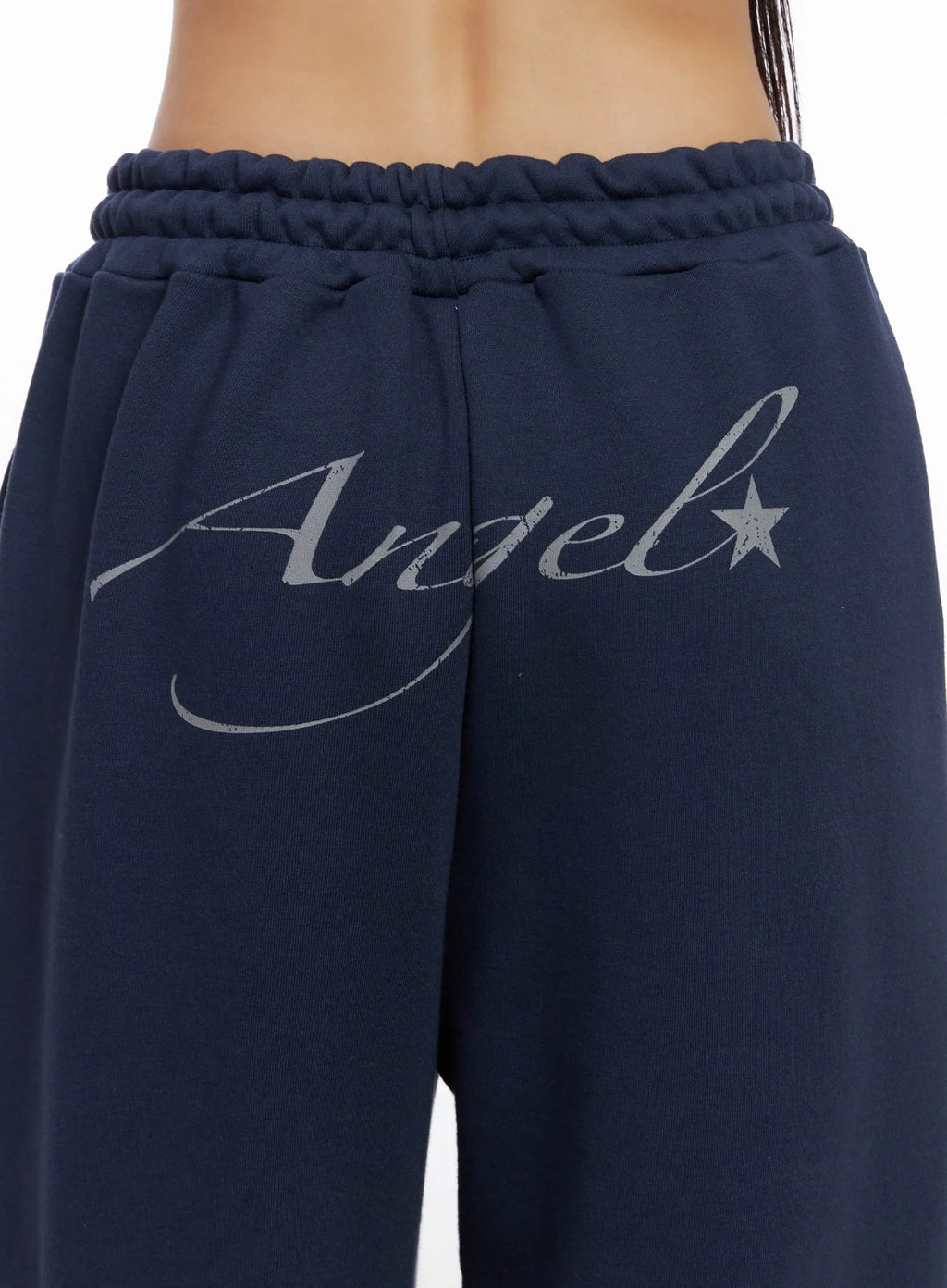 Graphic Wide-Leg Sweatpants IS525