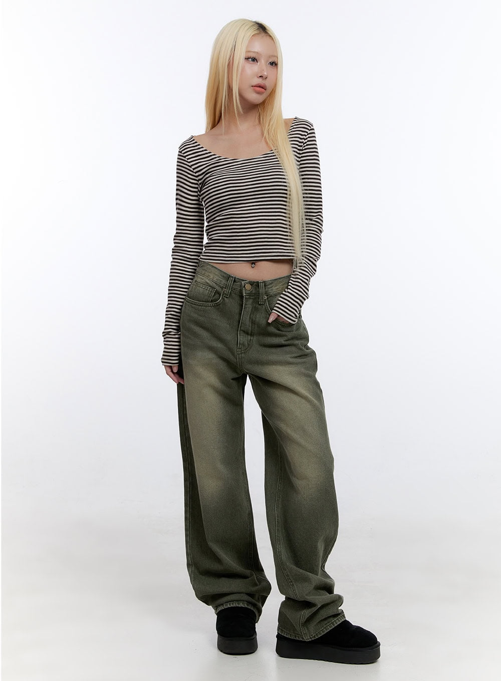 U Neck Stripe Crop Long Sleeve Top CO419