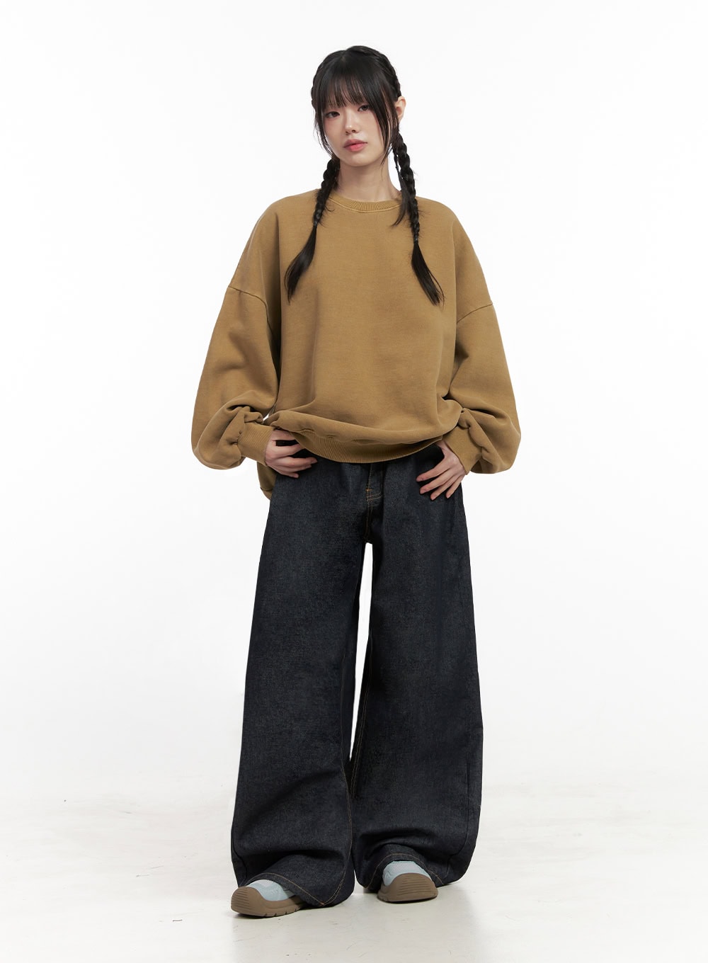 Lilo Pintuck Wide-Leg Jeans IN427