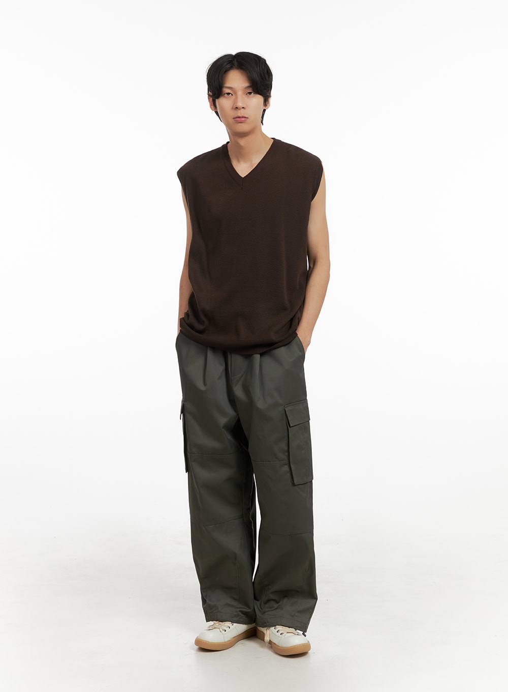 Men's Classic V-Neck Knit Vest (Brown) IY410