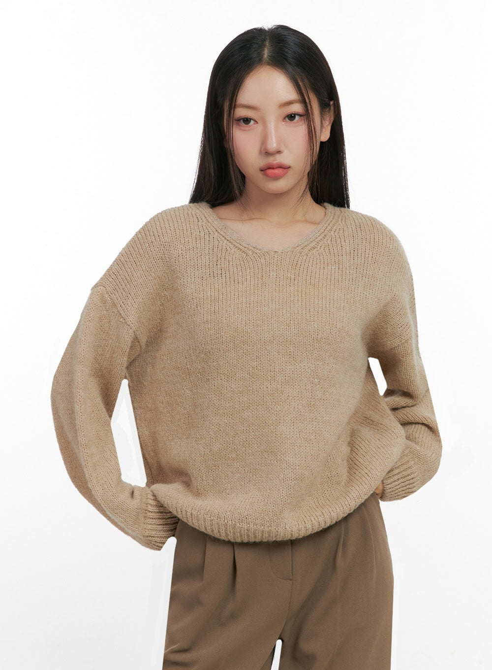Long Sleeve V-Neck Sweater IN415