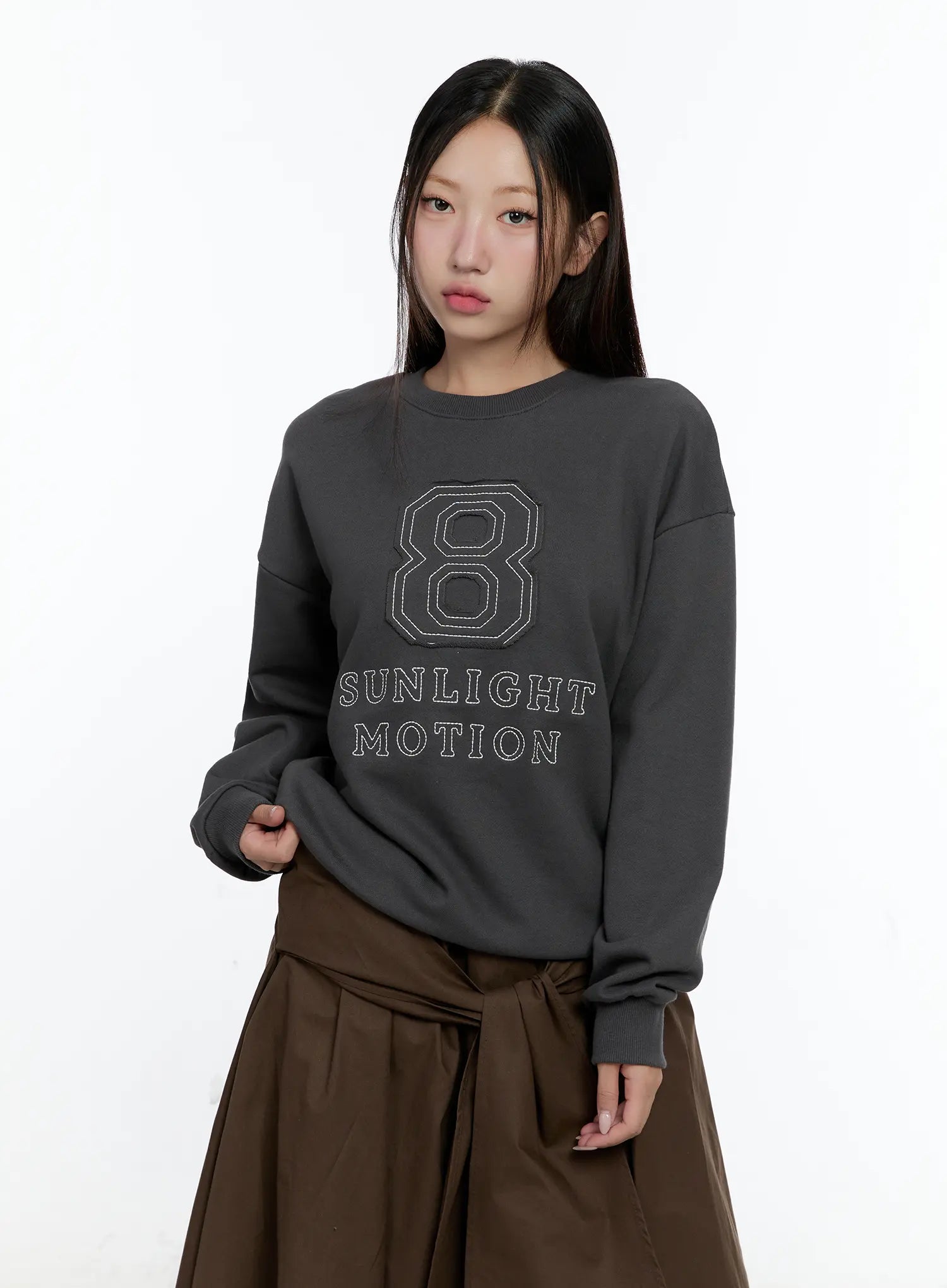 Embroidered Graphic Oversized Sweatshirt CS518