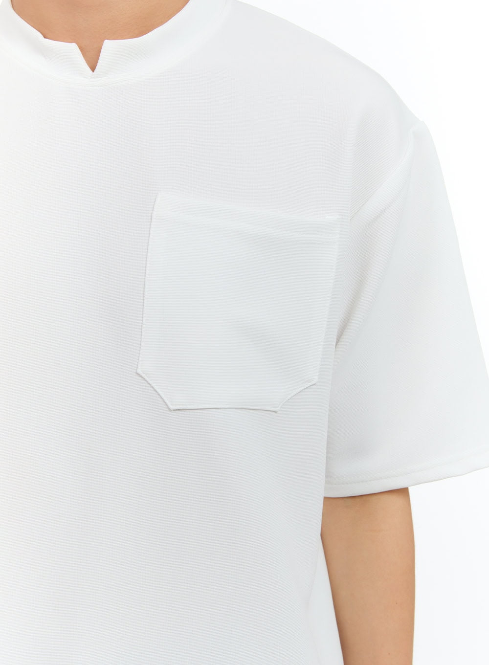 Men's Pocketed Round Neck Short Sleeve Tee IG422