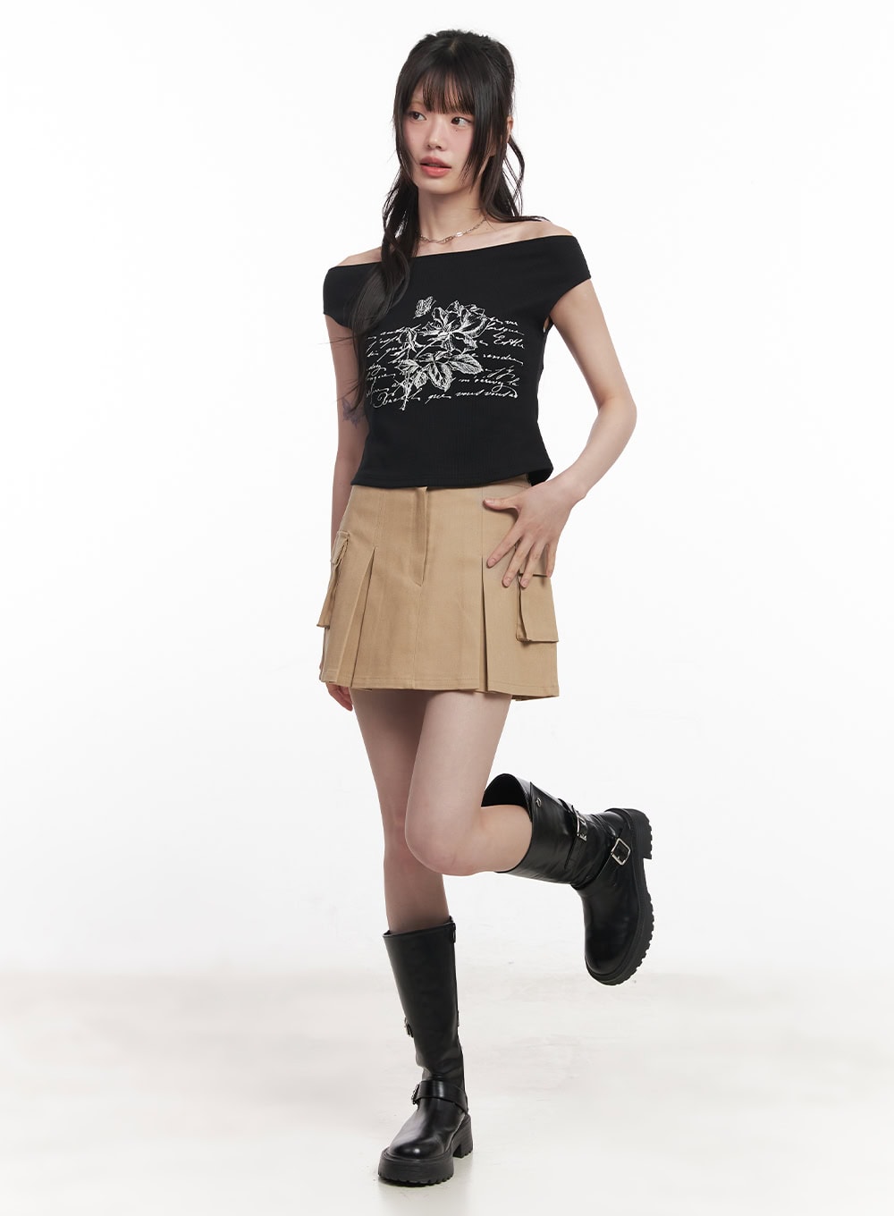 Graphic Print Off-Shoulder Crop Top CY520