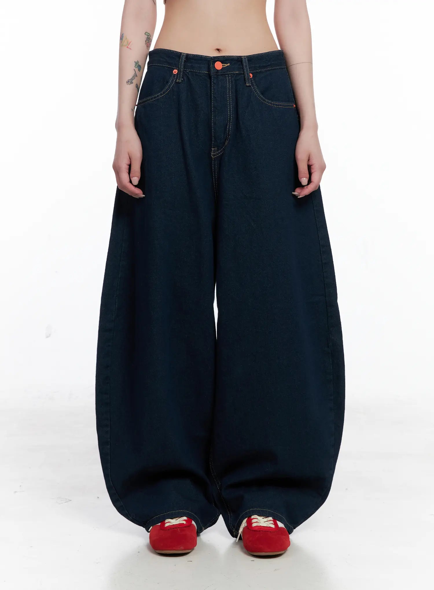 Carina Back Print Baggy Jeans CS529