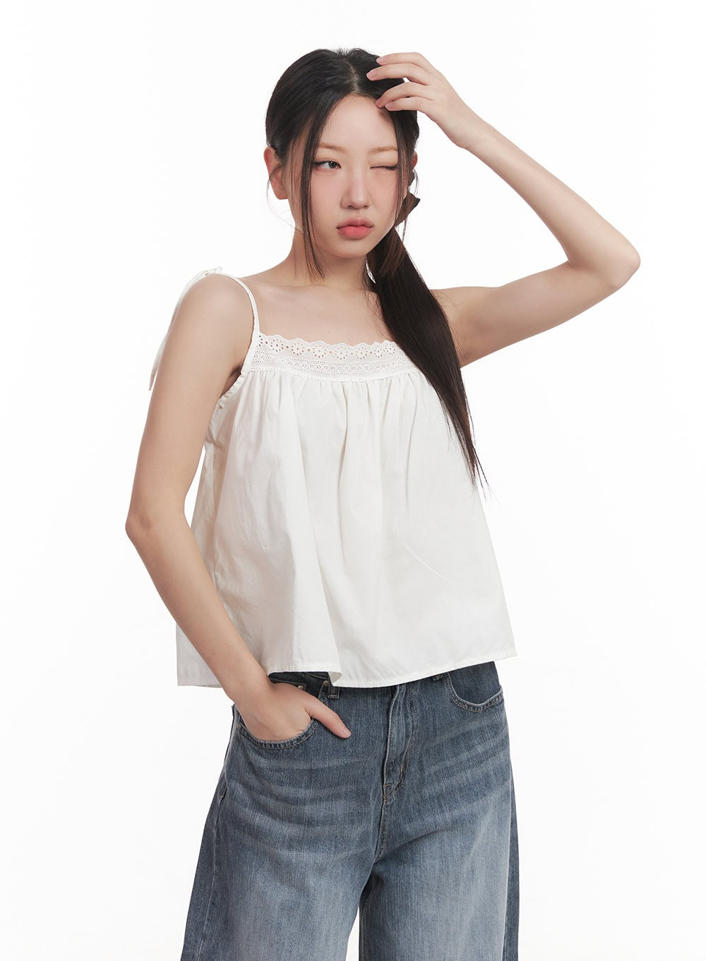 Loose-Fit Lace Trim Cami CM528