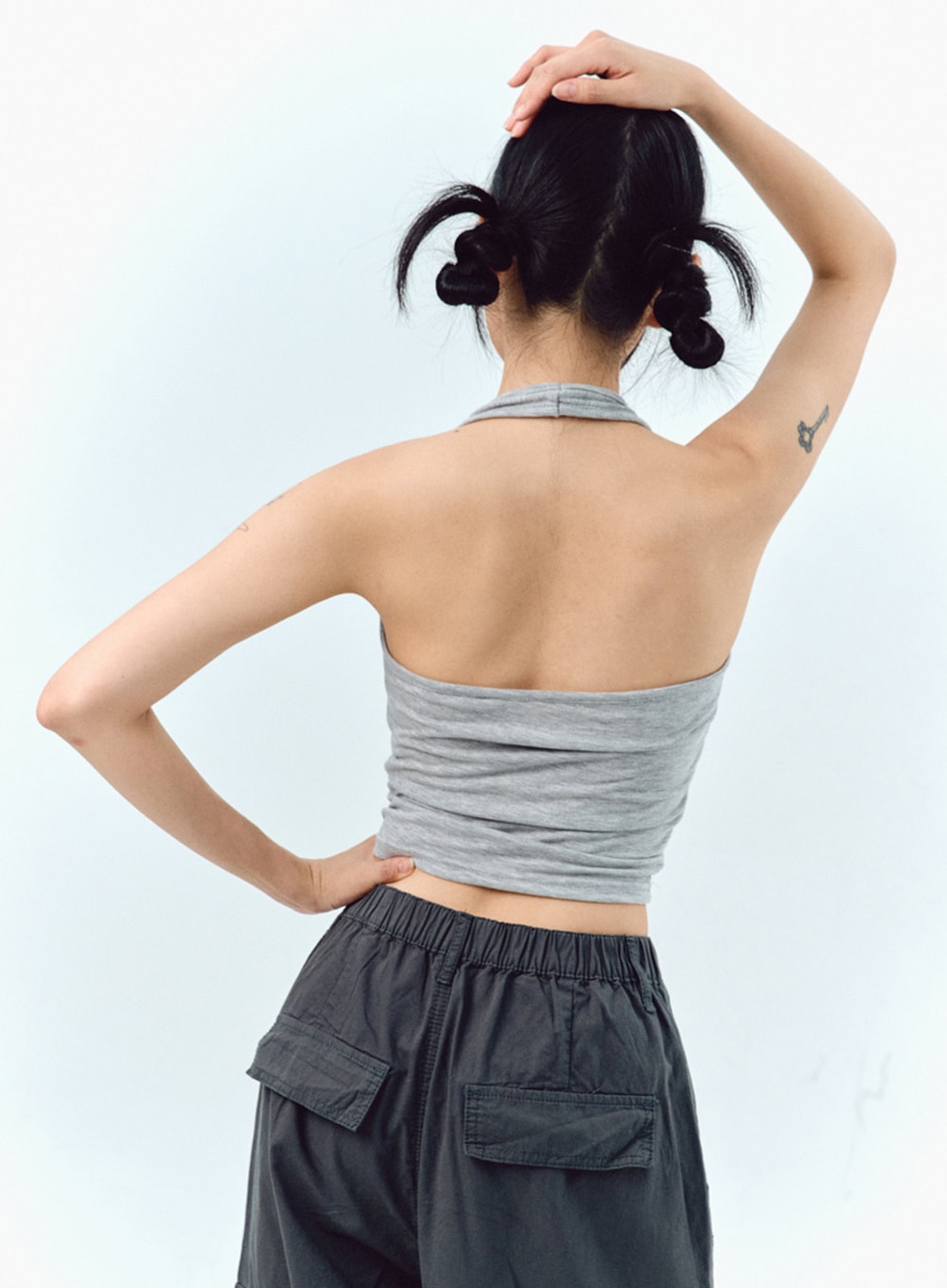 Halter Neck Cropped Top IG304