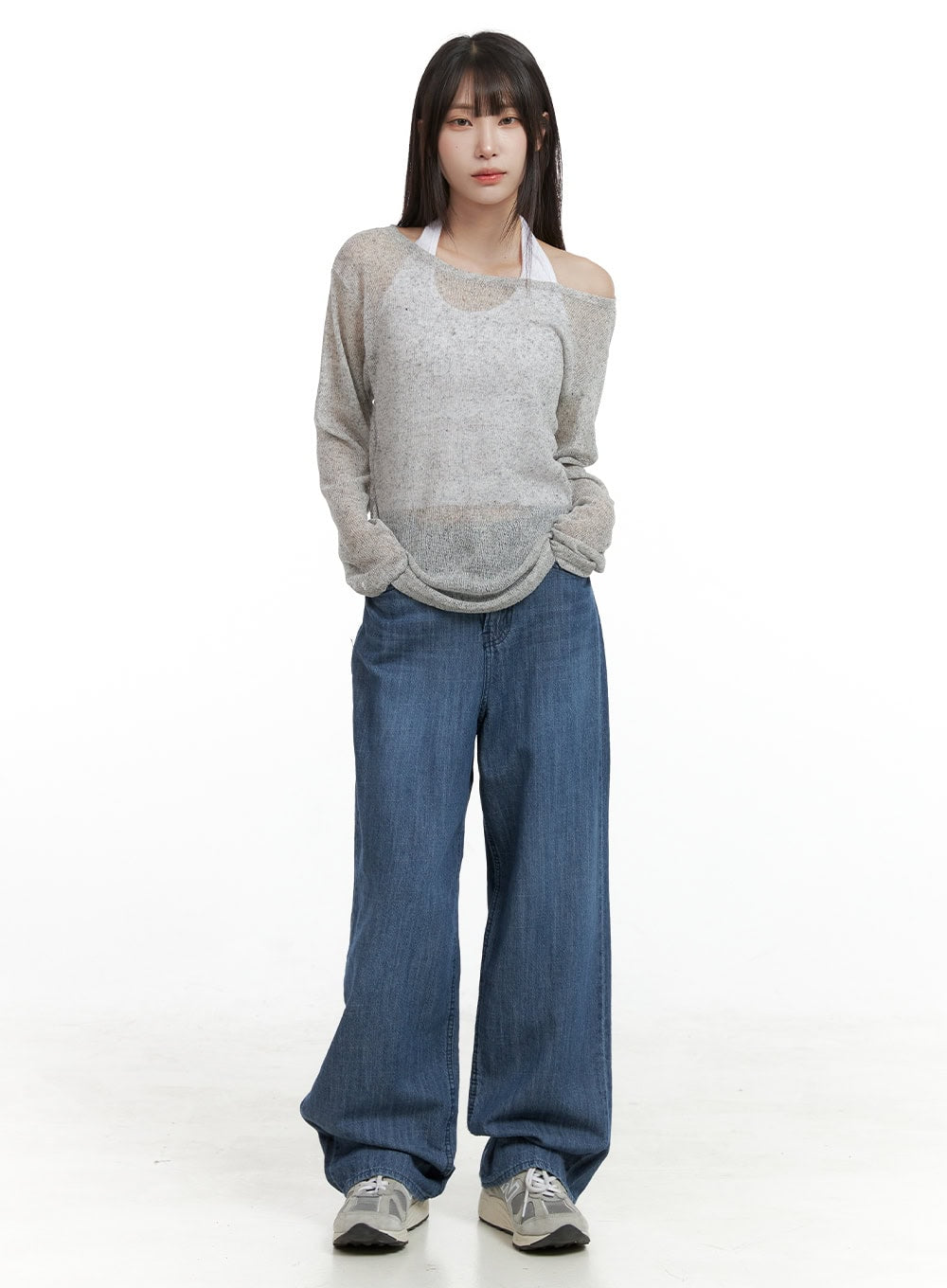 Low Rise Loose Fit Straight Jeans CL425