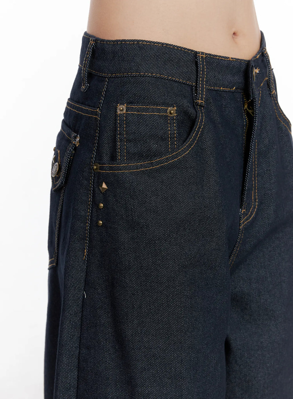 Yujin Studded Baggy Jeans CS512