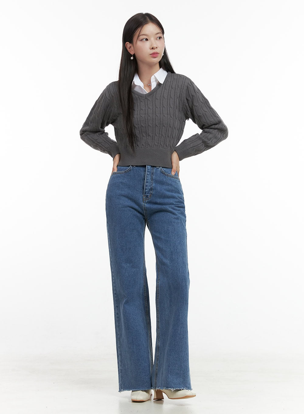 Slim V-Neck Cable Knit Sweater OO416