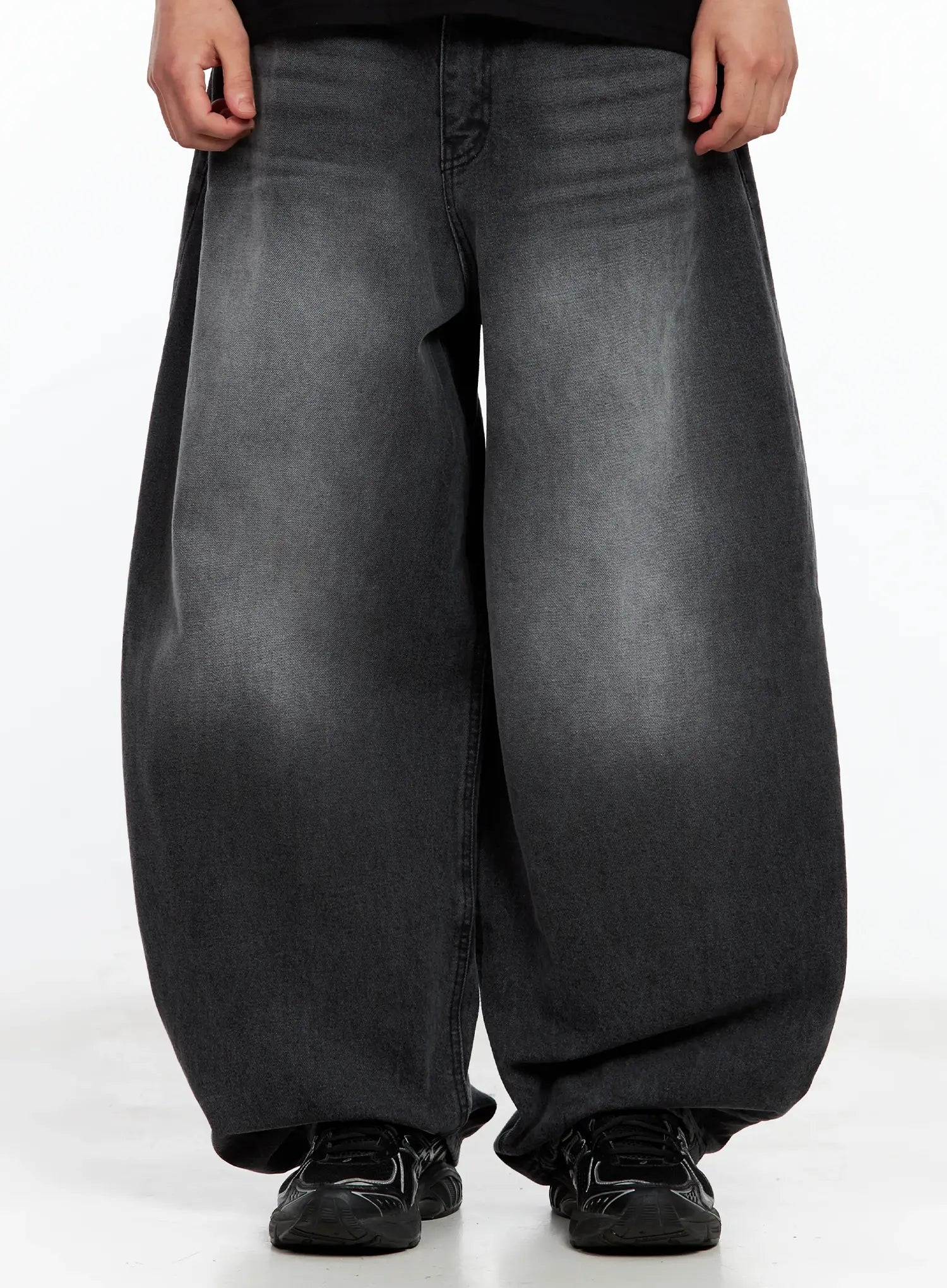 Men's Wide Balloon-Fit Denim Jeans IL514