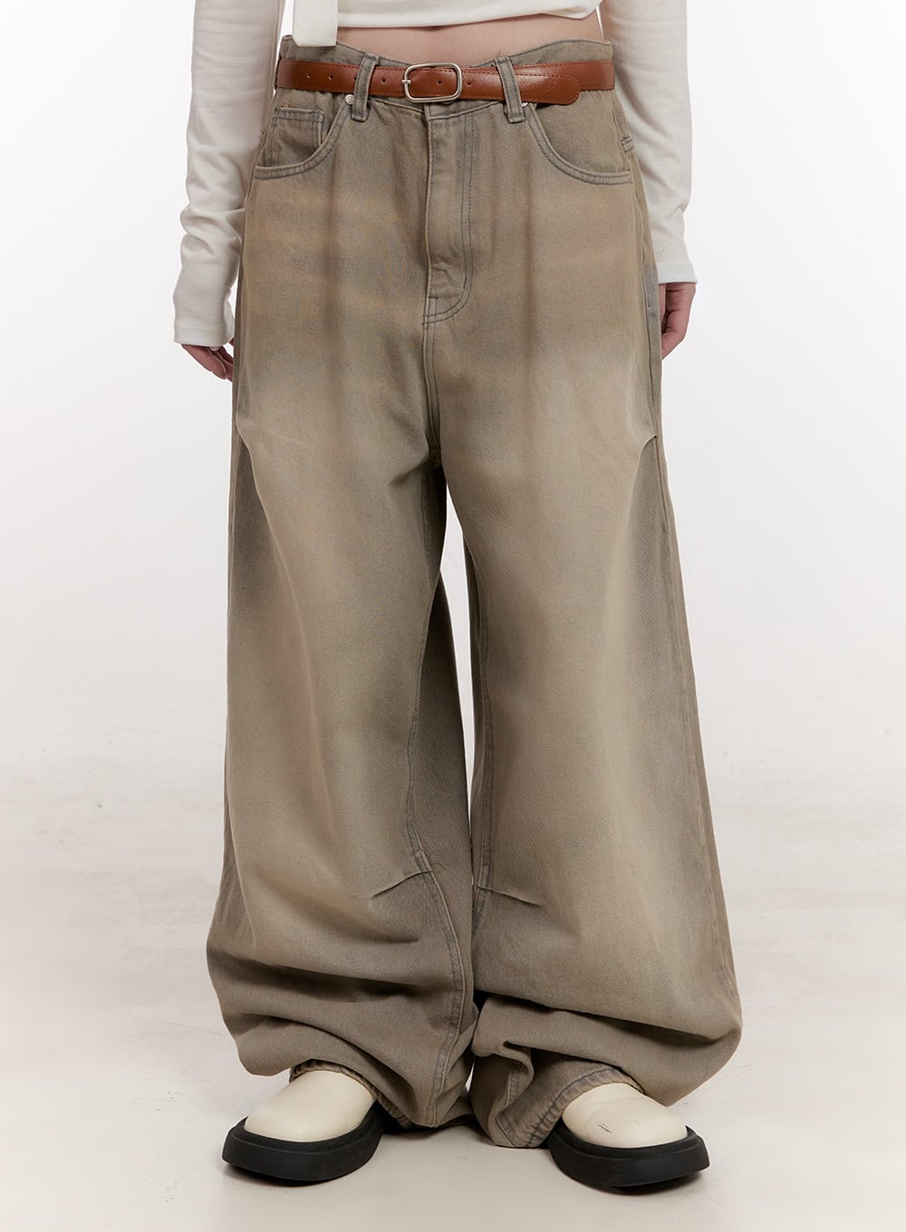 Eunice Pintuck Washed Baggy Jeans CJ531