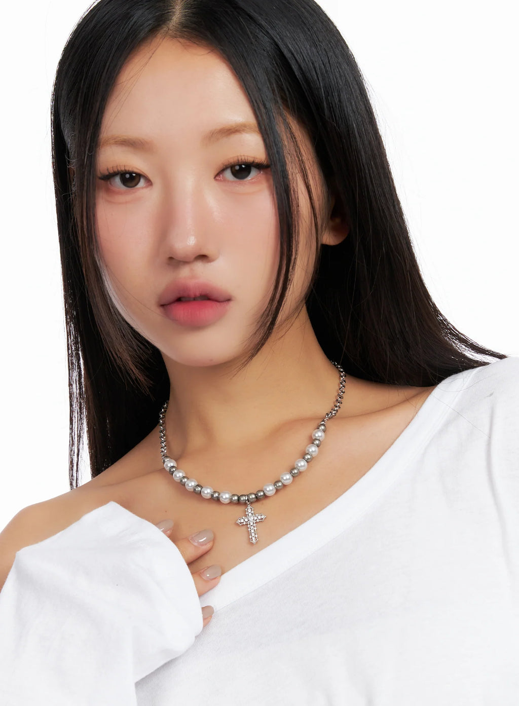 Elegant Beaded Pendant Necklace CO514