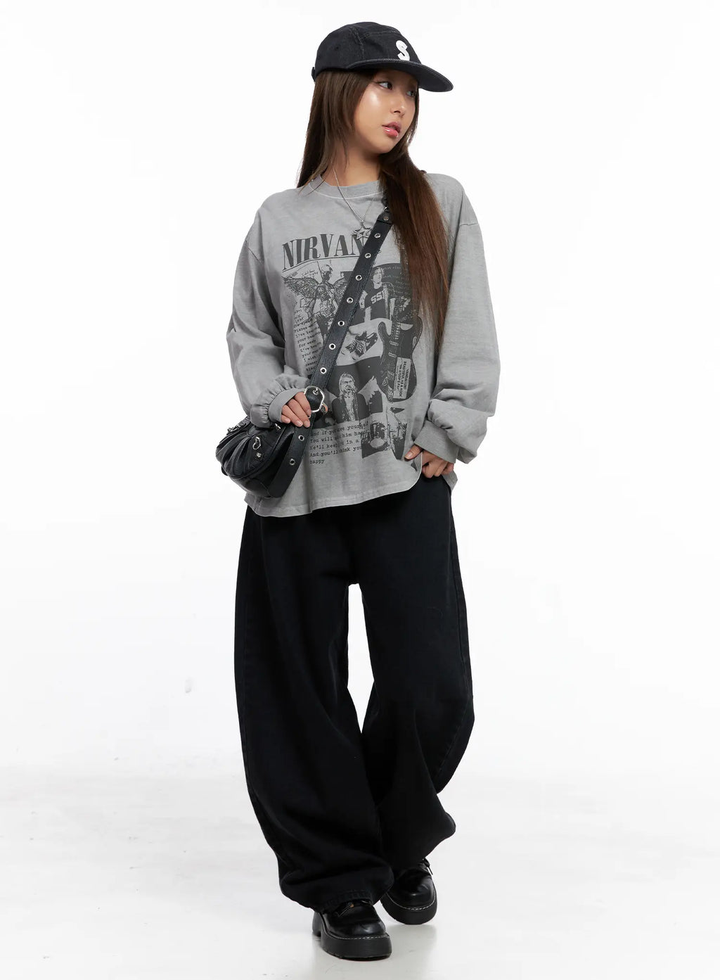 Oversized Graphic Long Sleeve Tee CS524