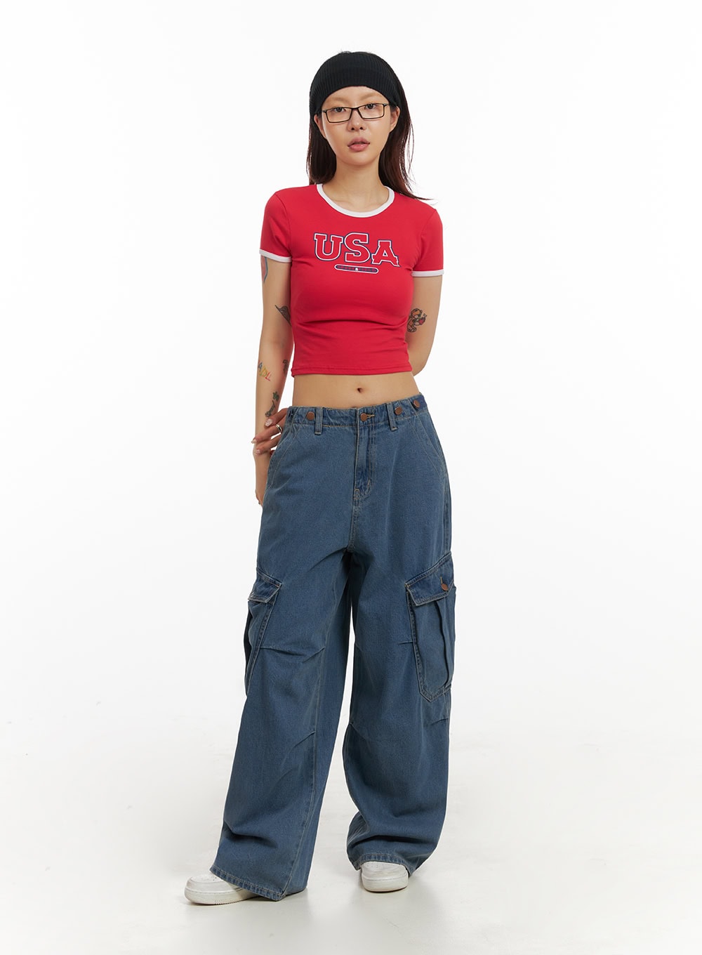 Contrast Graphic Crop Top IY410
