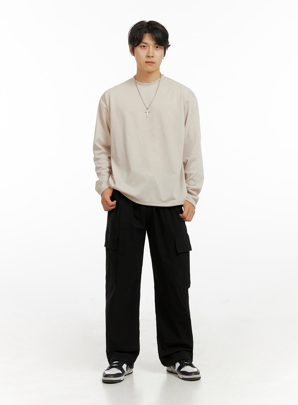 Men's Loose Round Neck Long Sleeve (Beige) IG409