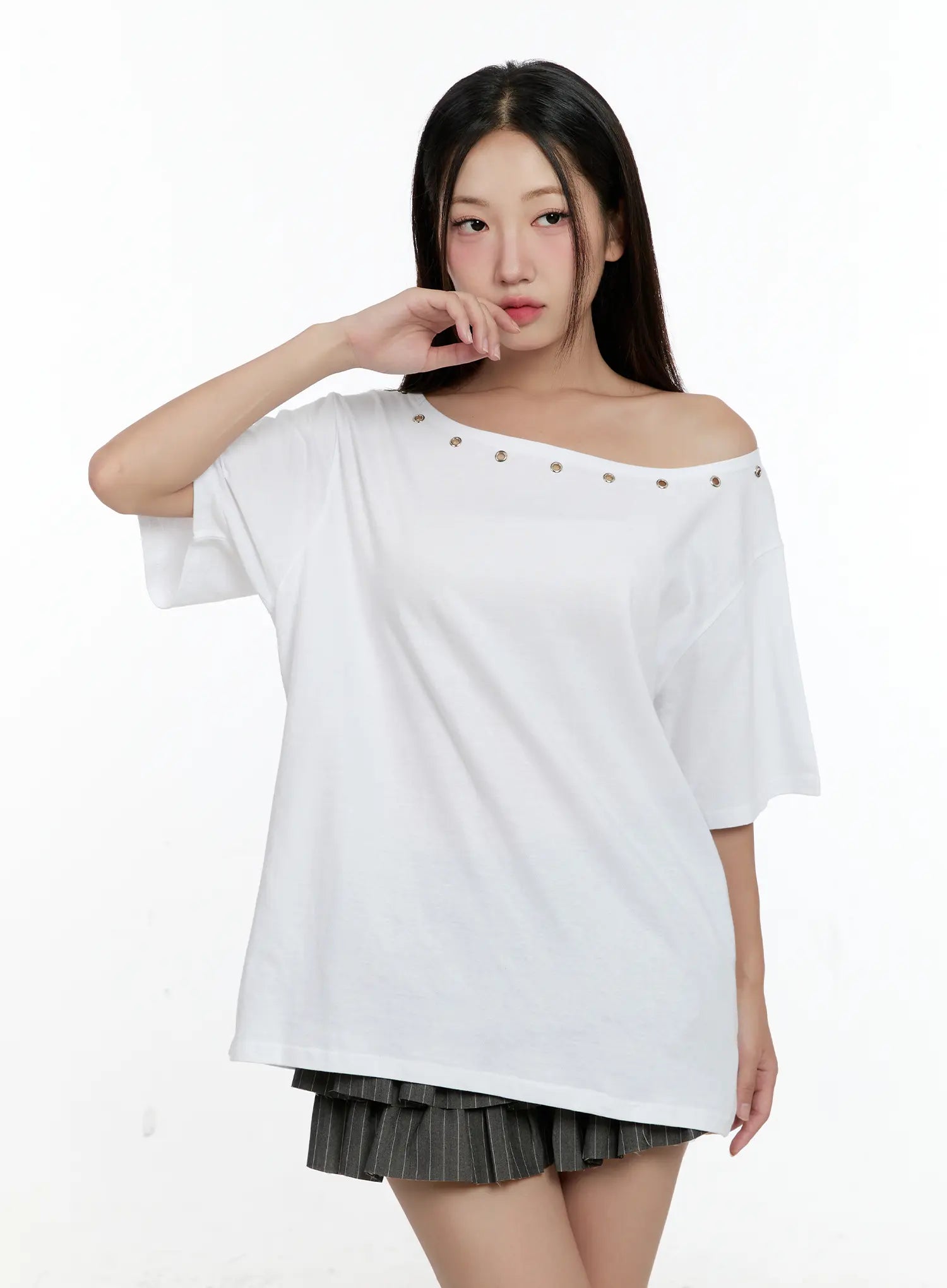 Off-Shoulder Eyelet Tee CL531