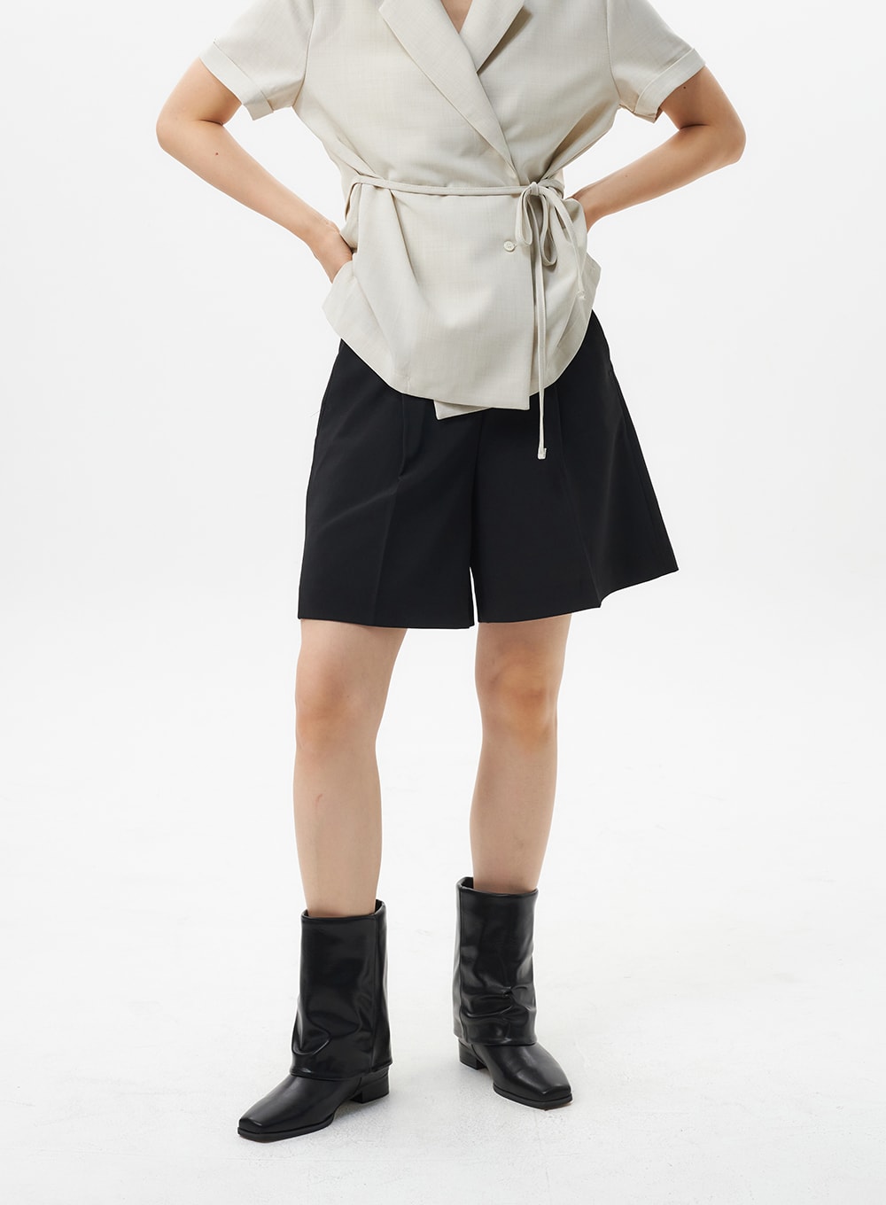 Tailored Bermuda Shorts OU329