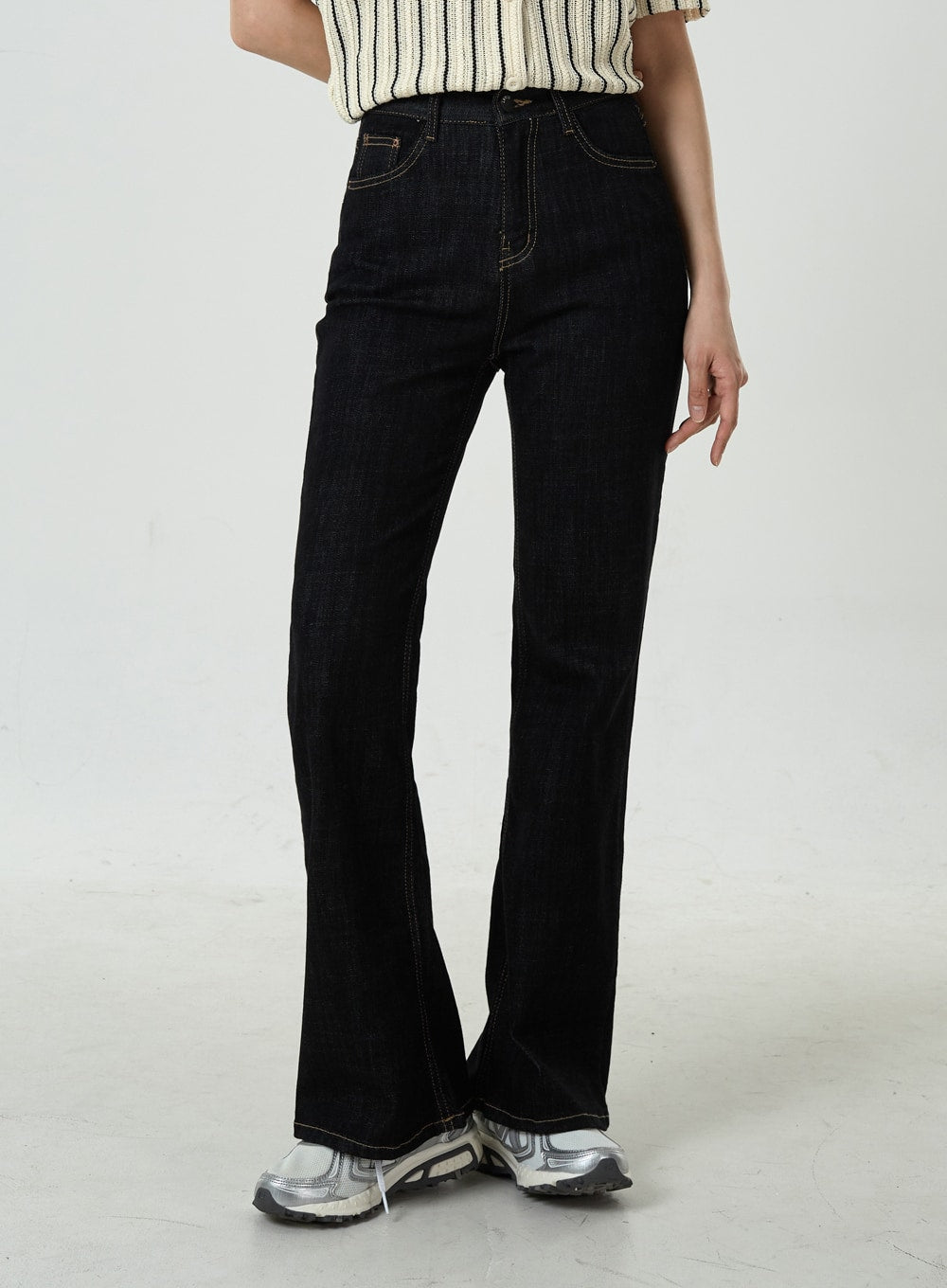 Semi Boot-Cut Raw Denim Pants CU11