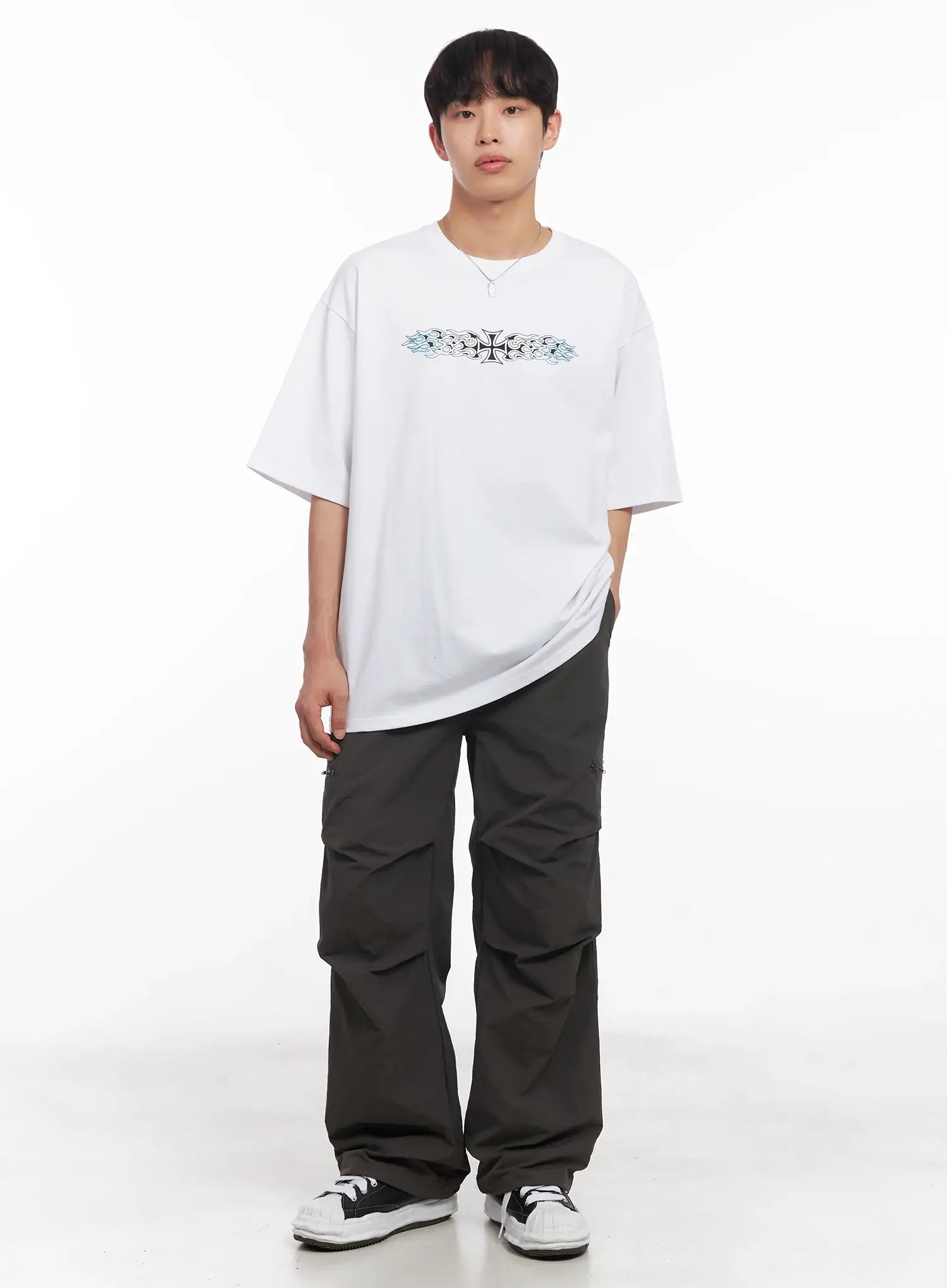 Men's Round Neck Graphic Tee IU518